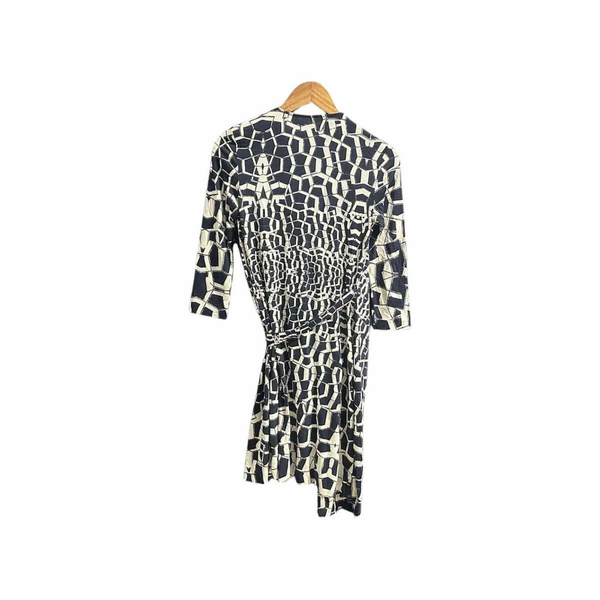 Diane von Furstenberg 🔥Rare Diane Von Furstenberg Wrap Dress Silk Abstract Size XS / US 0-2 / IT 36-38 - 10 Thumbnail