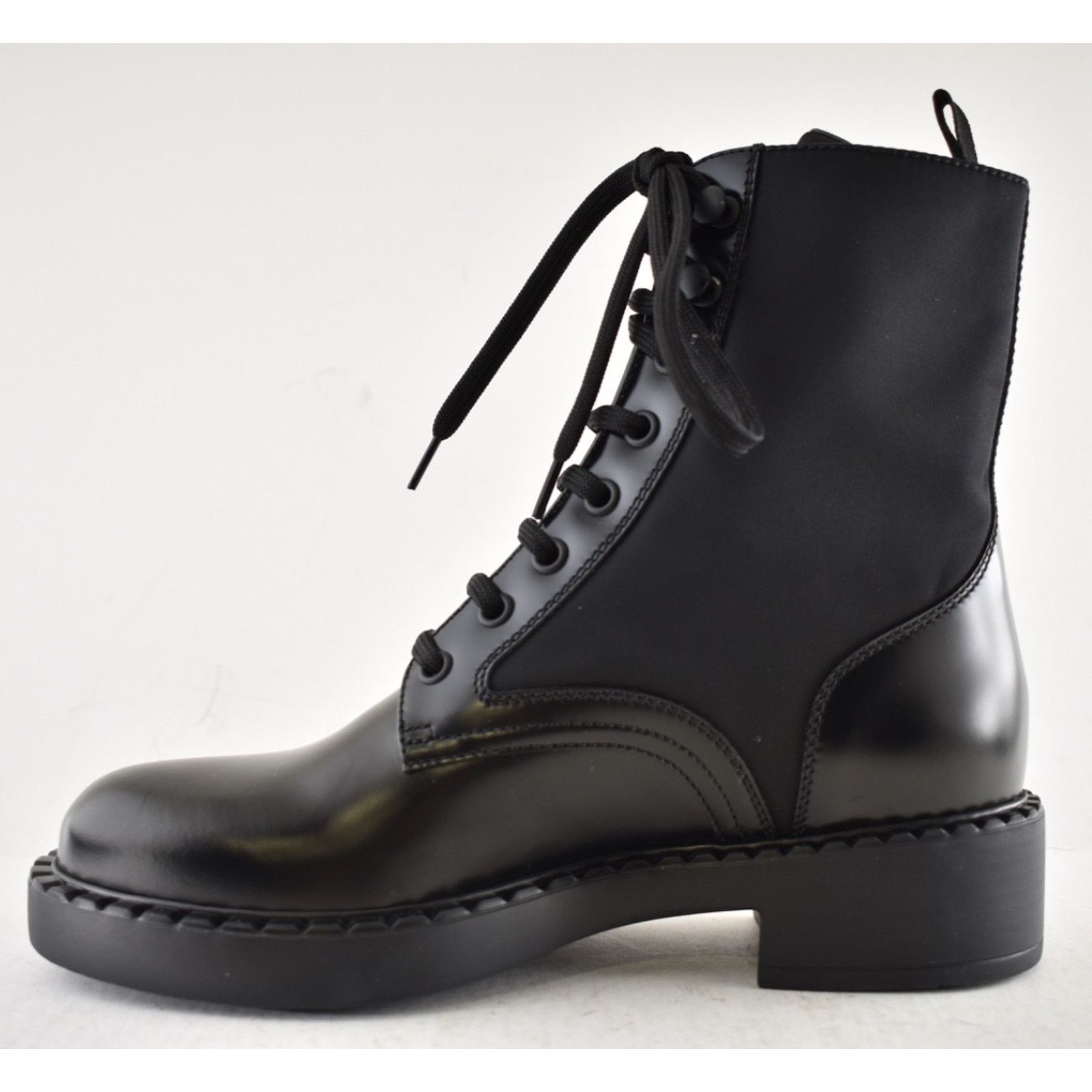 Prada Prada Black Brushed Leather Lace Up Combat Ankle Boot 36.5 Size US 6.5 / IT 36.5 - 12 Thumbnail