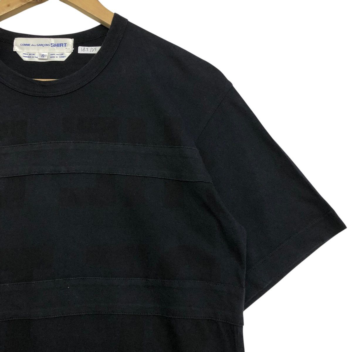 Comme des Garcons SHIRT ‘Rare!! COMME des GARCONS SHIRT Black printed tee Size US S / EU 44-46 / 1 - 3 Thumbnail