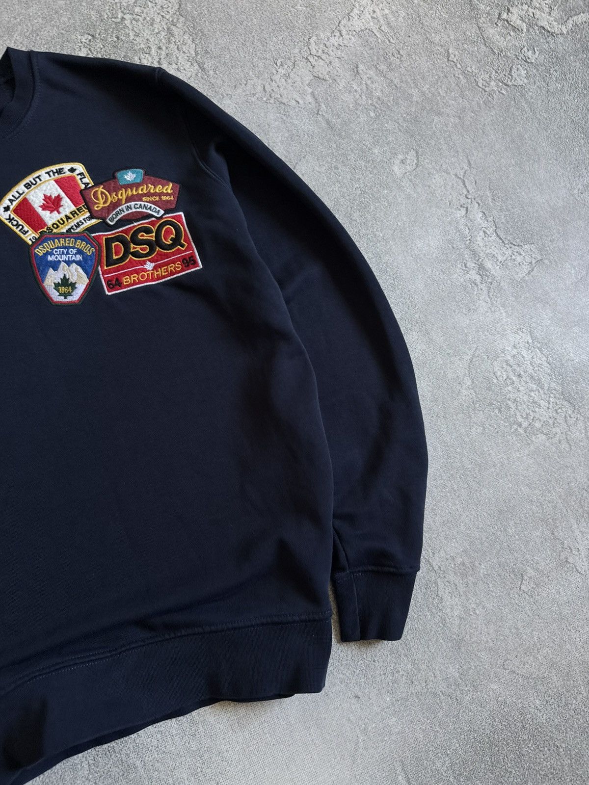Dsquared2 Dsquared2 L/size big logo sweatshirts jumper pullover Y2K Size US L / EU 52-54 / 3 - 4 Thumbnail