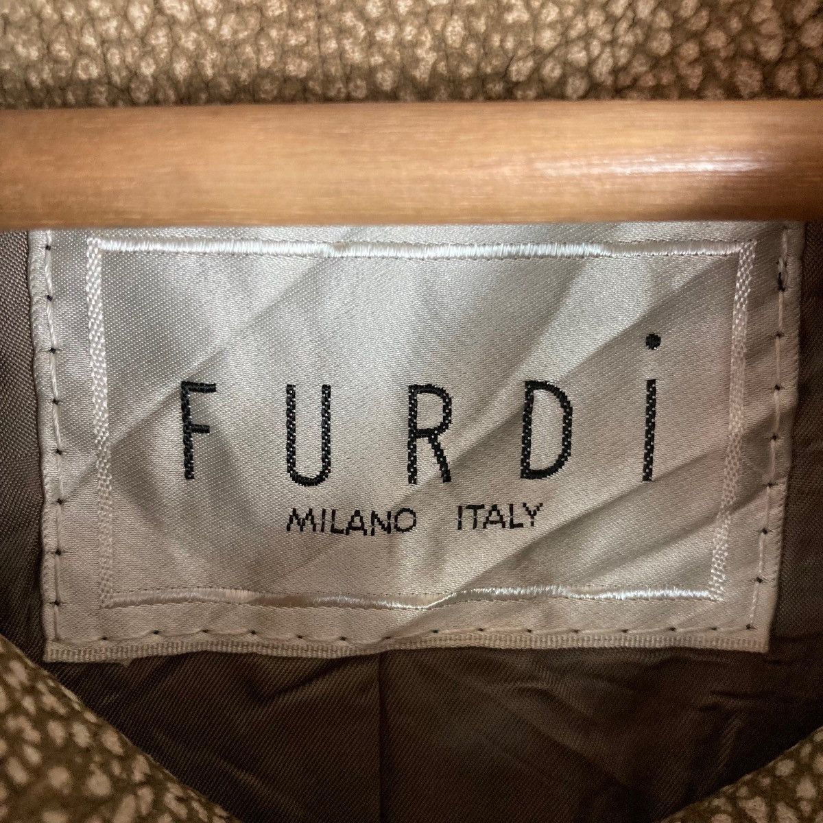 Vintage Vintage Furdi Milano Italy Velvet Flat Button Medium Long Size US L / EU 52-54 / 3 - 8 Thumbnail
