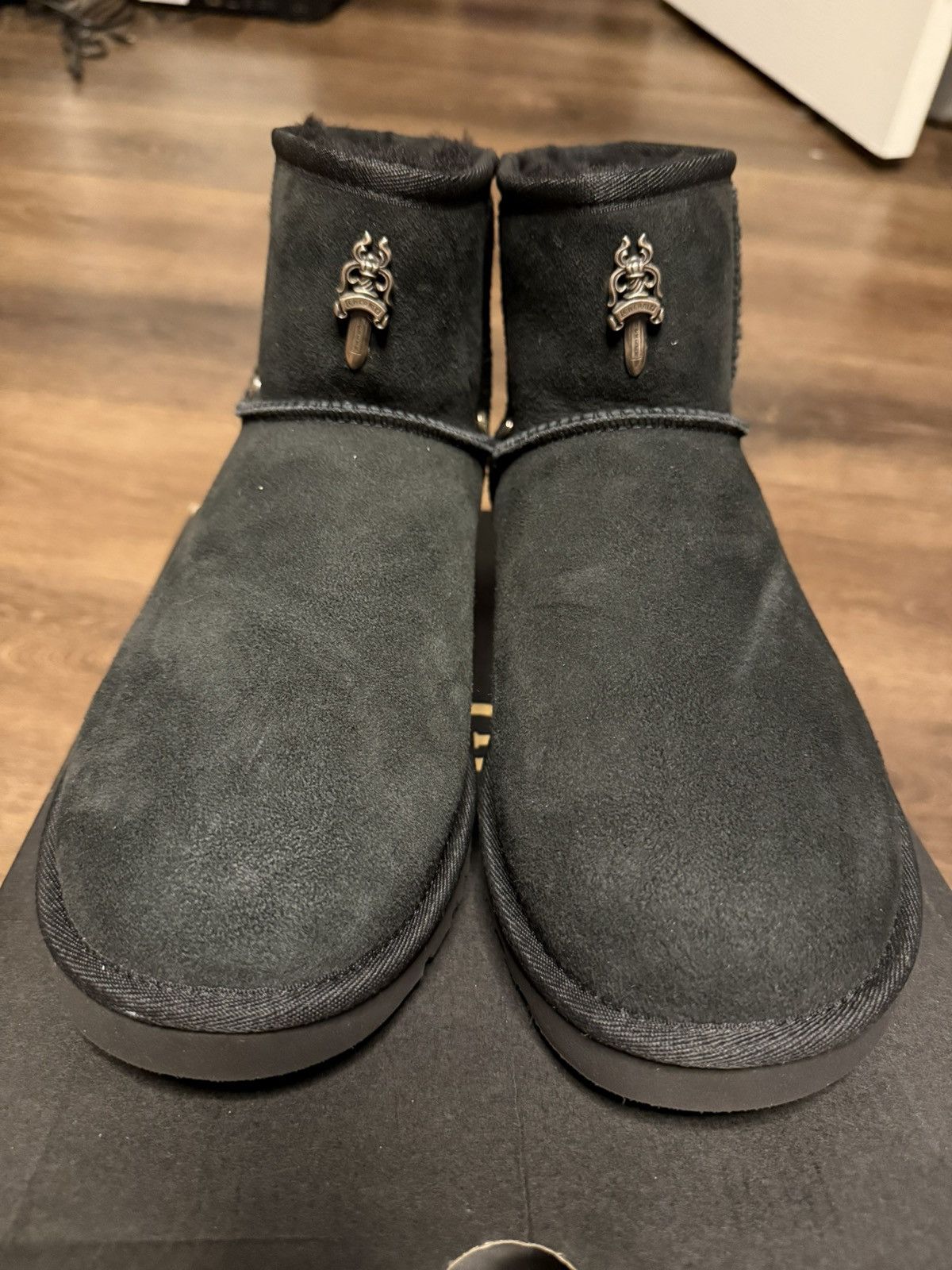 Chrome Hearts Uggs Mid Top Dagger