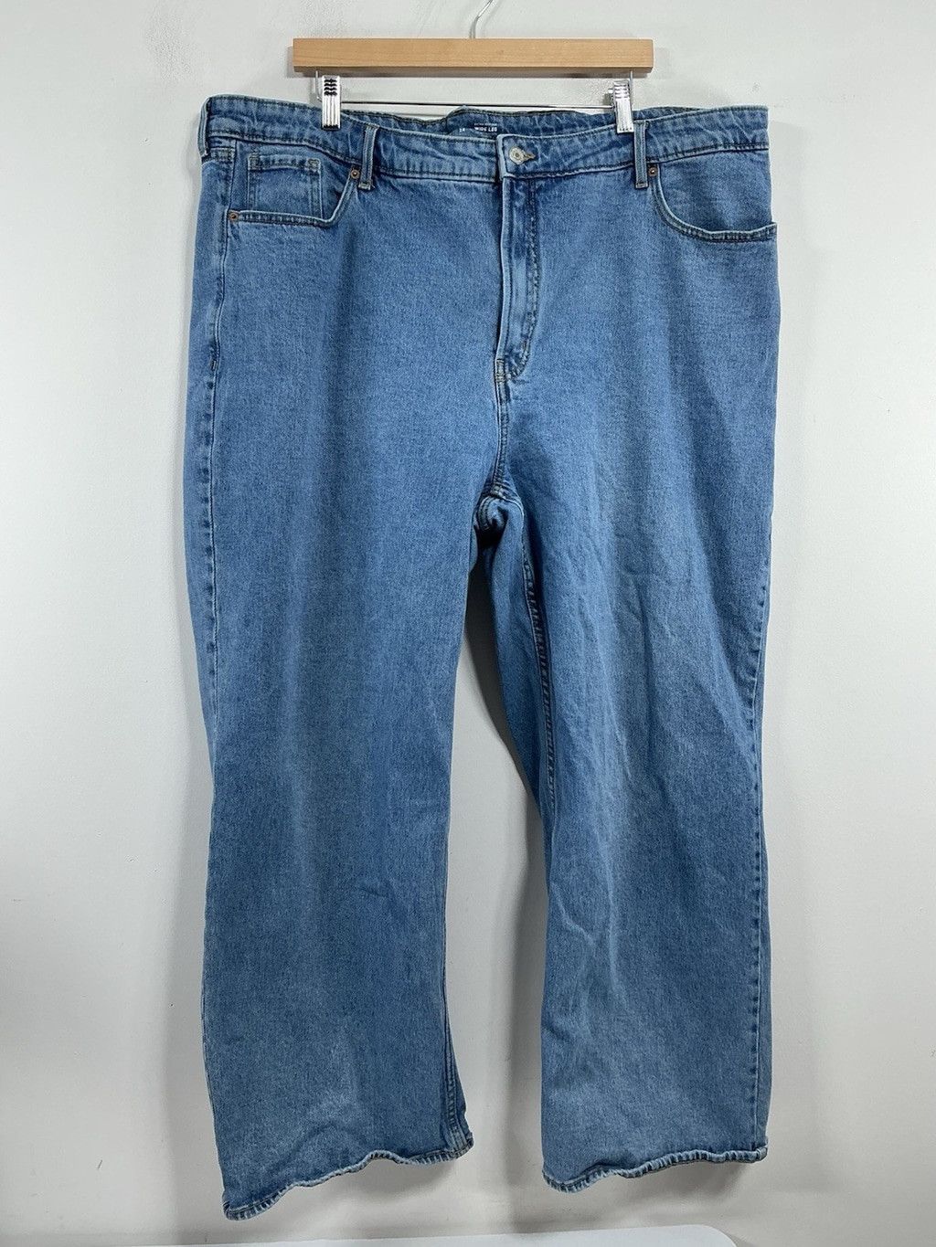 Old Navy Womans Old Navy Wide Leg Blue Jeans 24 0114/T-3 Size 42" / US 20 - 1 Thumbnail