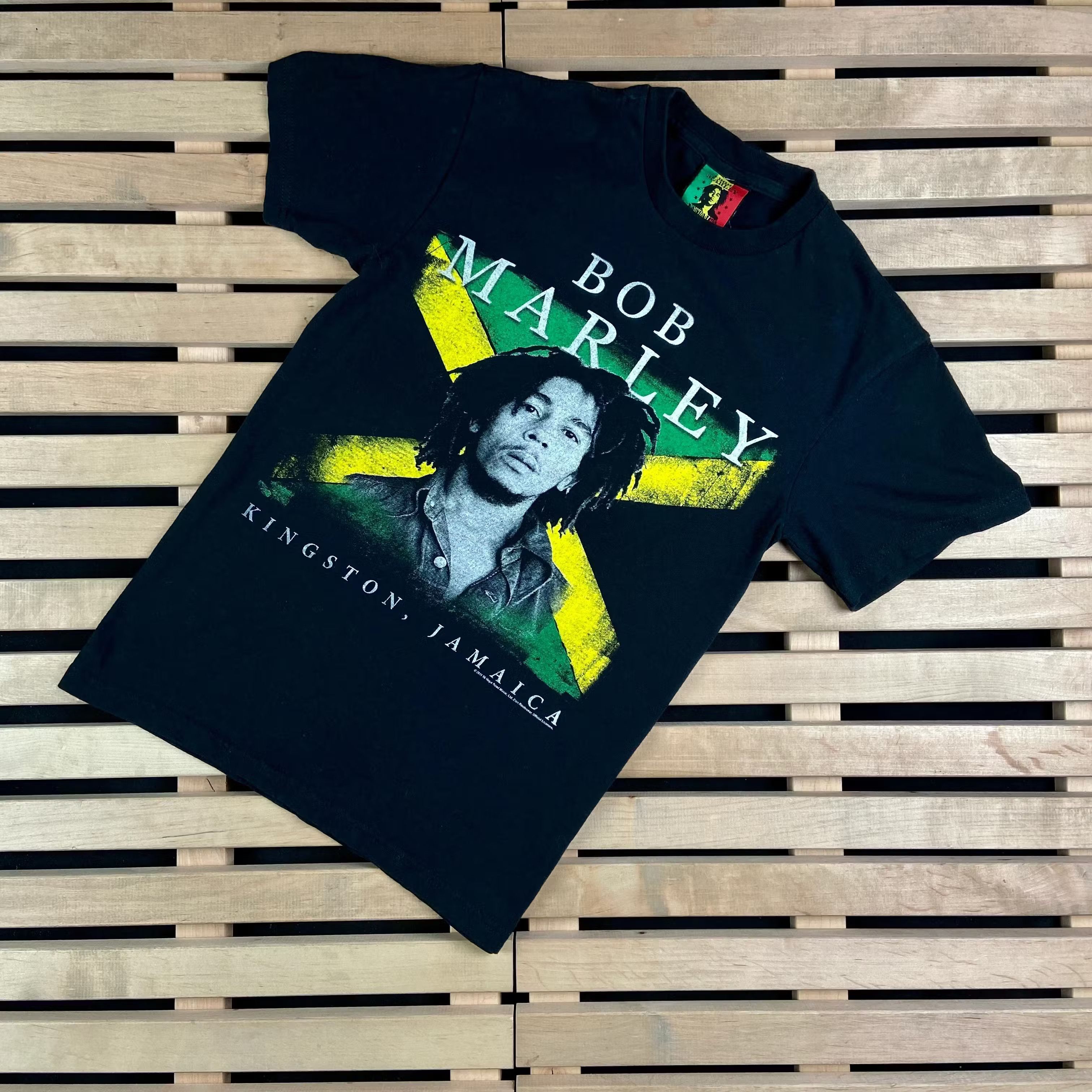 Band Tees × Bob Marley × Vintage Vintage T Shirt Bob Marley Kingston Jamaica 2011 Size S Size US S / EU 44-46 / 1 - 1 Thumbnail