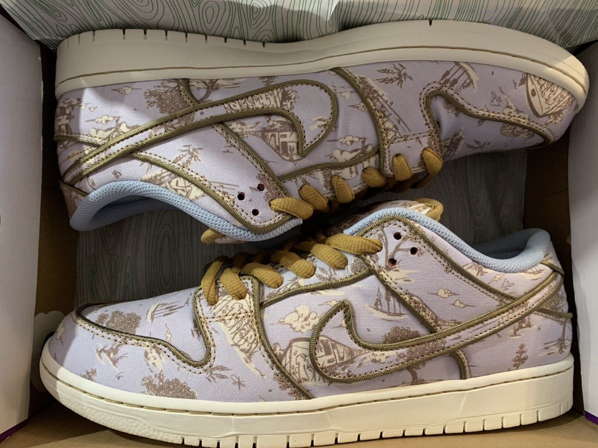 image of Nike Sb Dunk Low Premium City Of Style Shoes in Grey, Men's (Size 12)