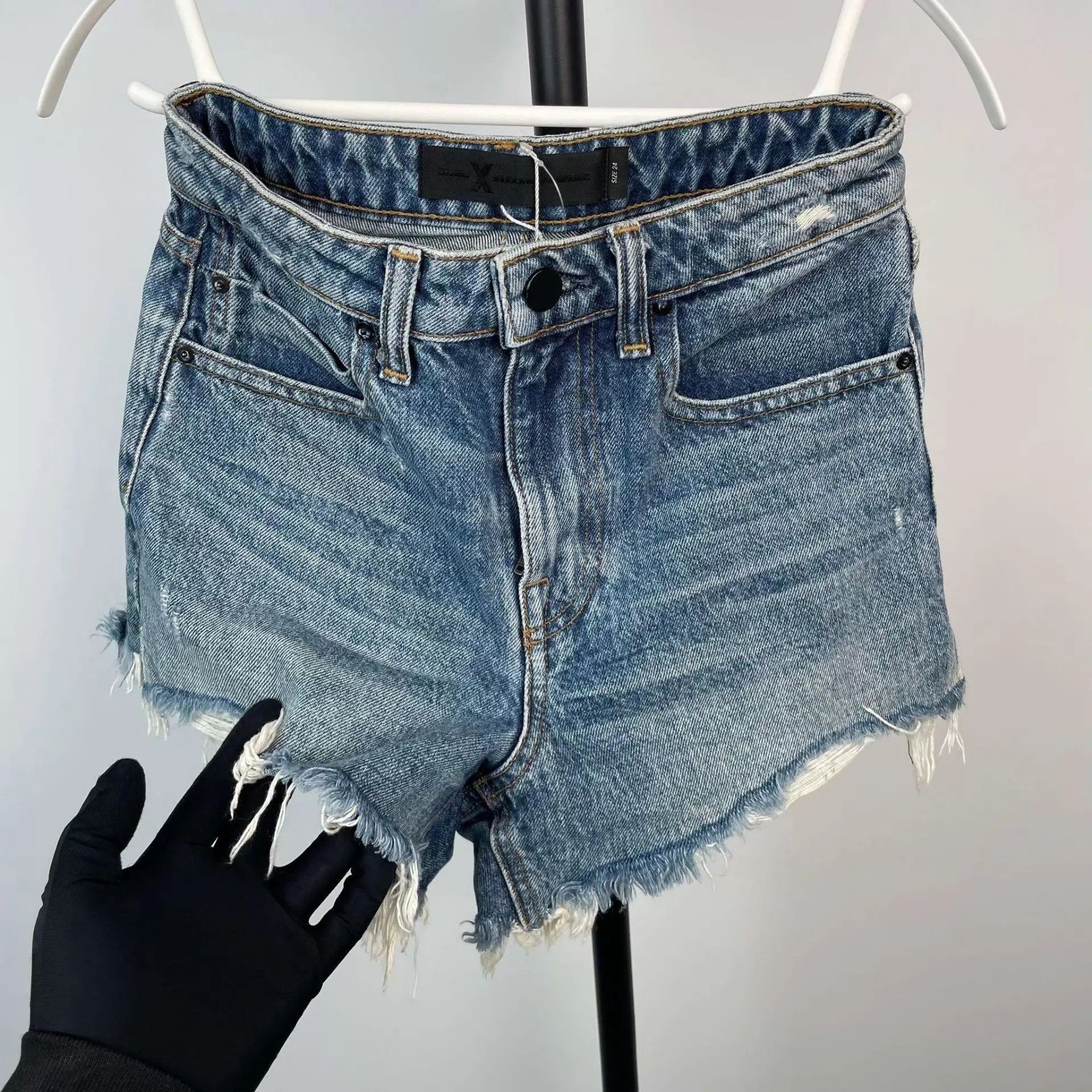 Alexander Wang Alexander Wang denim shorts size S blue 98 new Size 24" / US 00 / IT 34 - 8 Thumbnail