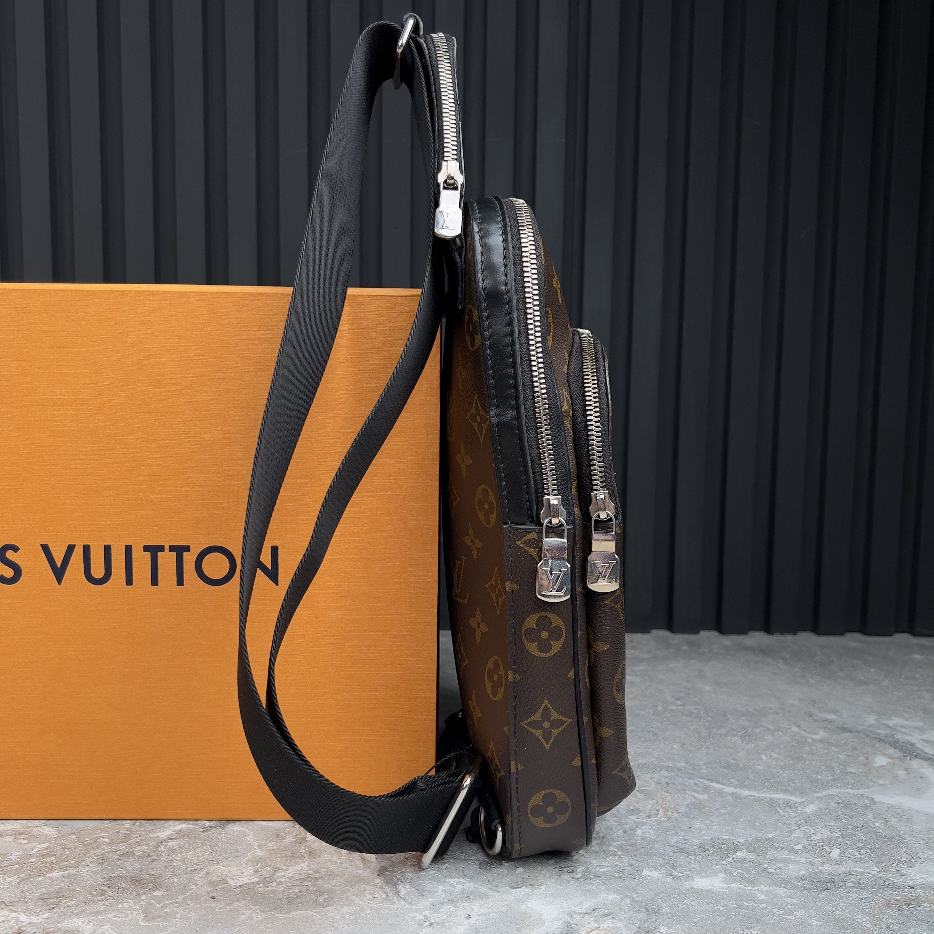 Louis Vuitton Louis Vuitton Avenue Slingbag Monogram Macassar Canvas Size ONE SIZE - 6 Thumbnail