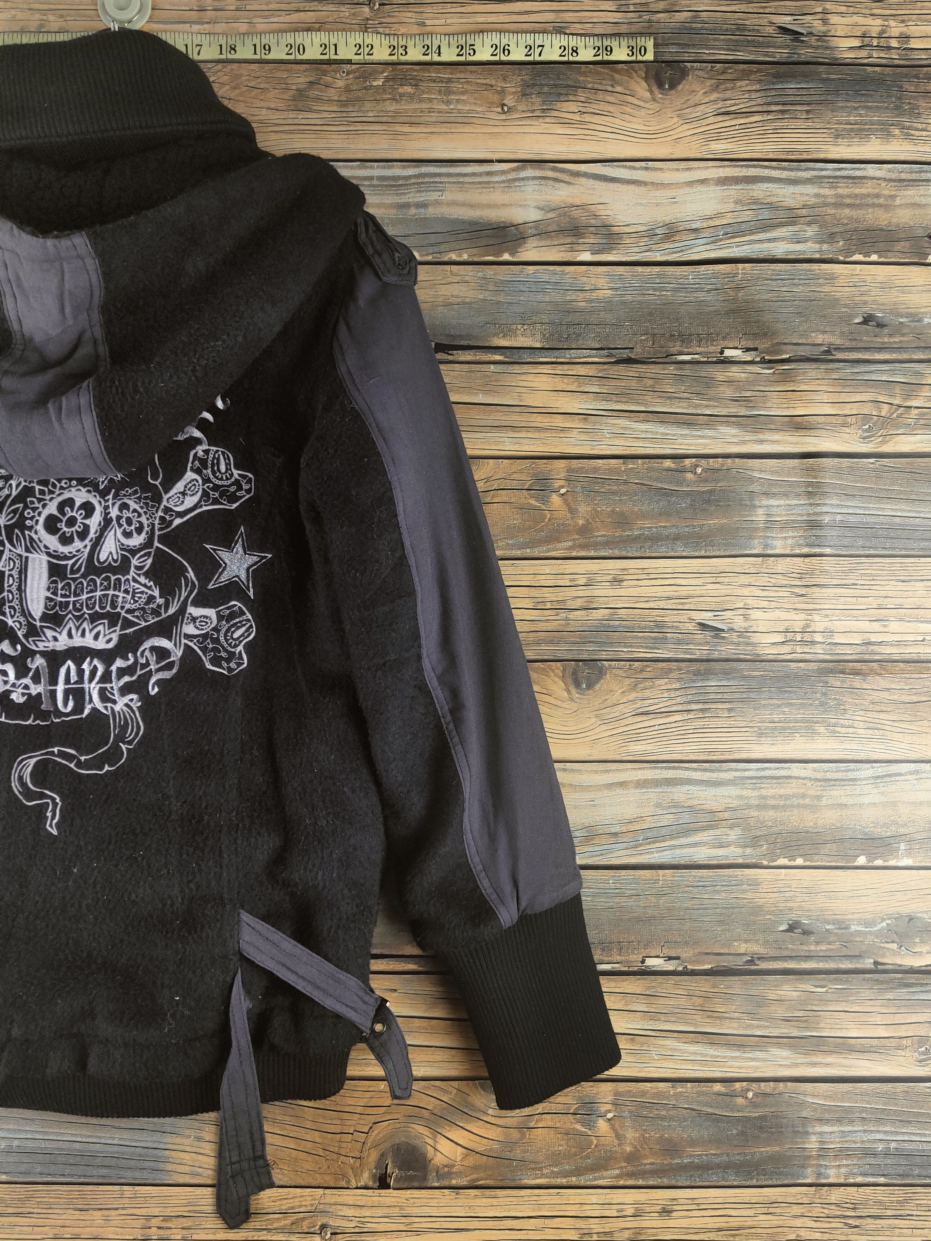 Vintage DL Mazaria Skull Black Hoodie Sweater Jacket #S2907 Size US S / EU 44-46 / 1 - 4 Thumbnail