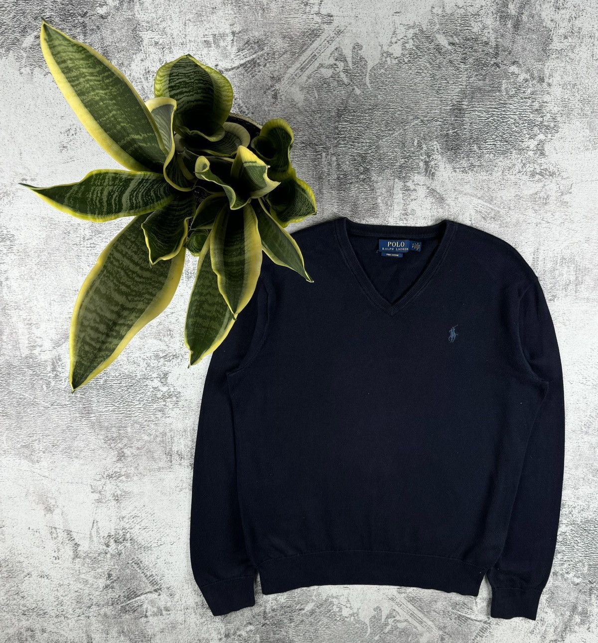Polo Ralph Lauren Polo Ralph Lauren Knited V-Neck Old Money Sweater Pullover Size US S / EU 44-46 / 1 - 1 Thumbnail