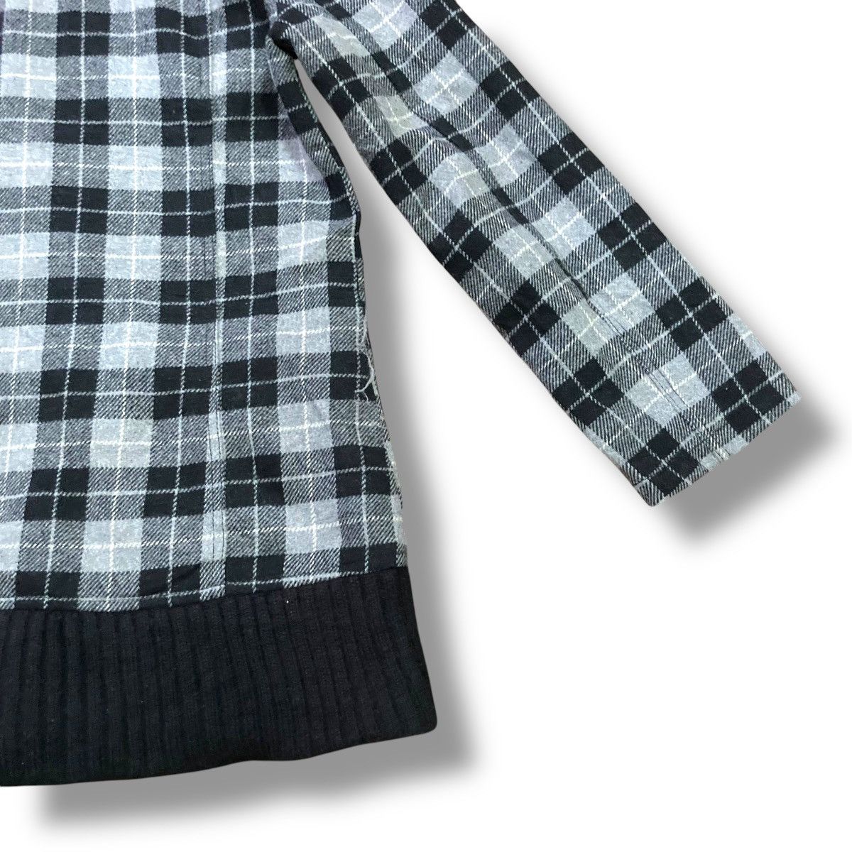 If Six Was Nine 🇯🇵 AVAIL CHECKERED MULTIPOCKET BONDAGE JACKET Size US L / EU 52-54 / 3 - 12 Thumbnail