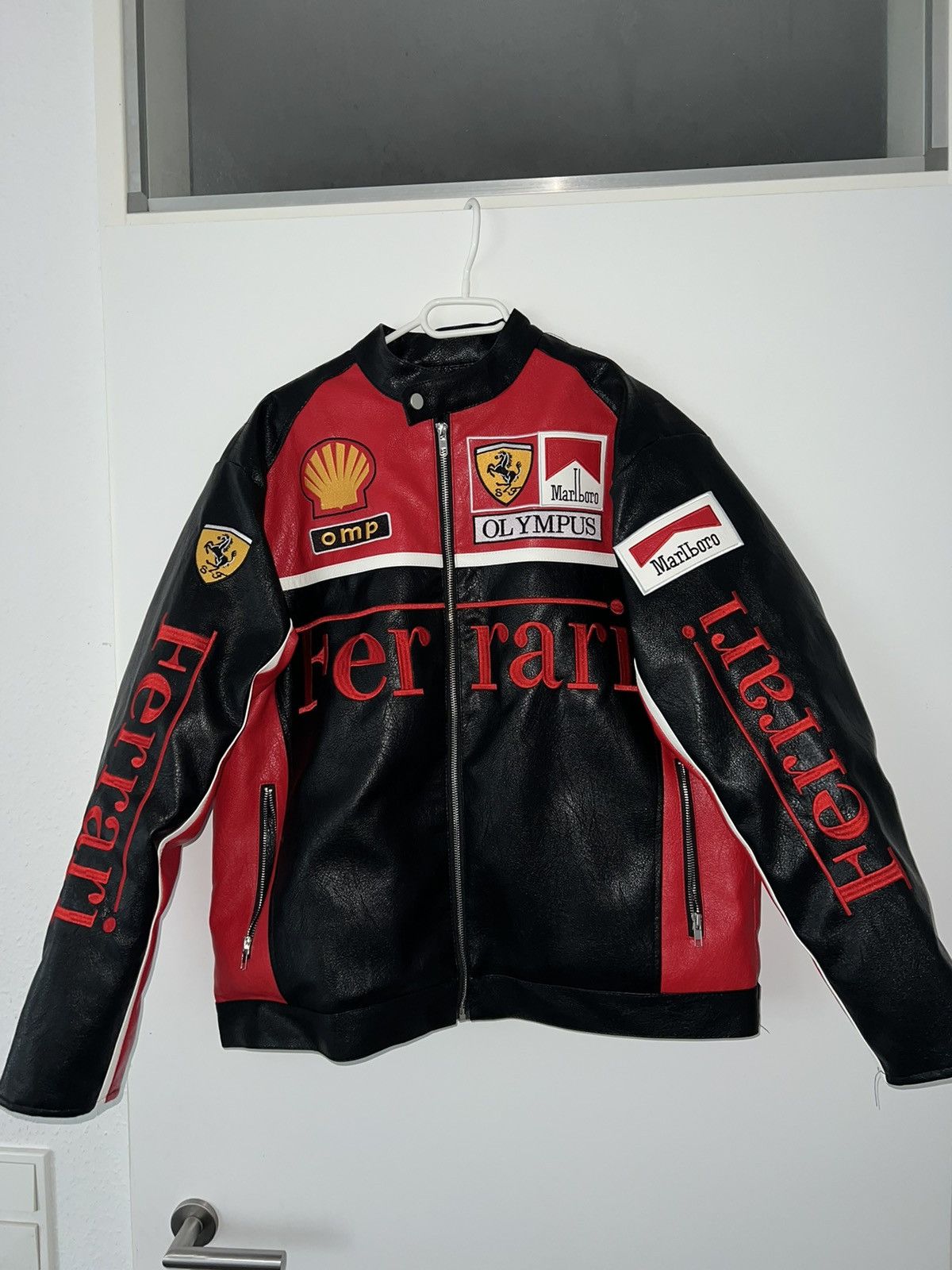 Other × Vintage Ferrari Racing leather Jacket Size US M / EU 48-50 / 2 - 1 Thumbnail