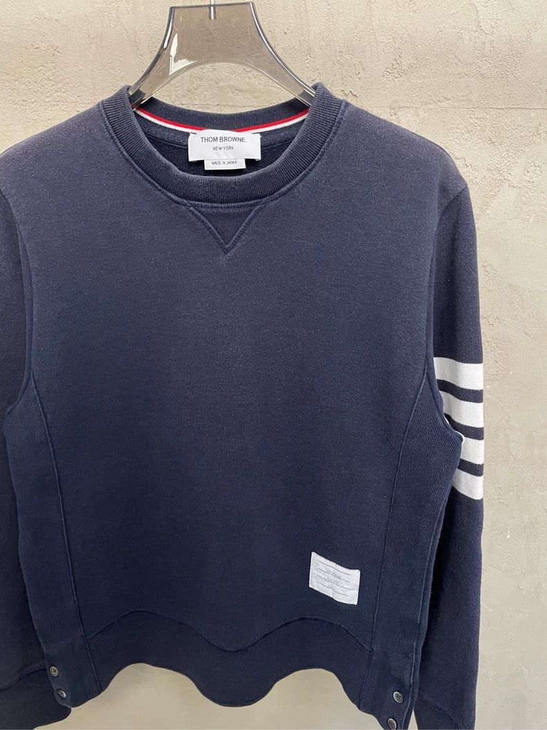 Thom Browne Thom browne Dark blue four-striped round-neck sweatshirt 25 Size US M / EU 48-50 / 2 - 3 Thumbnail
