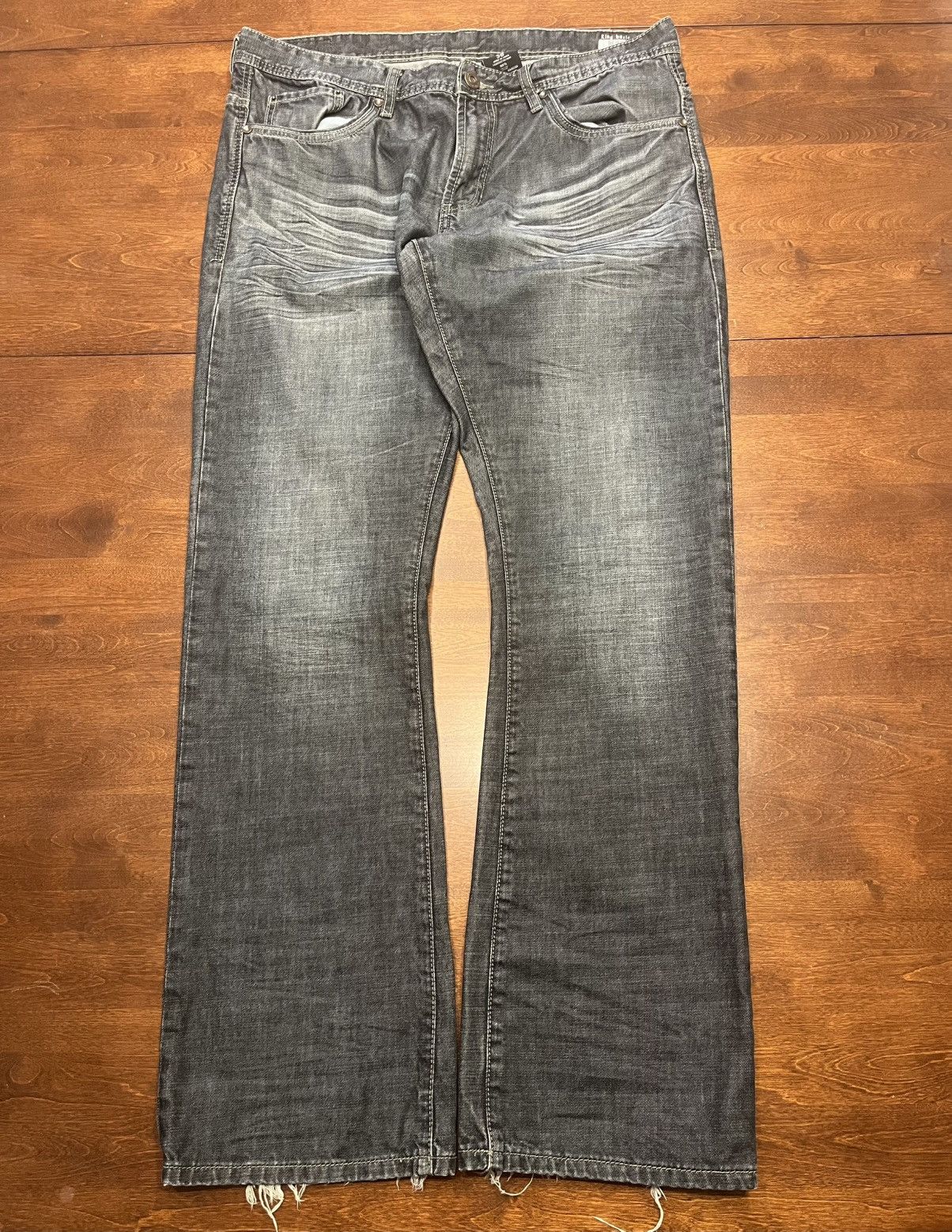 Buffalo David Bitton Buffalo David Bitton Bootcut Jeans Size US 36 / EU 52 - 1 Thumbnail