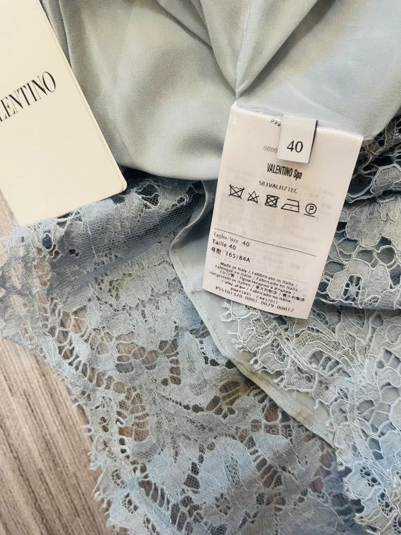 Valentino Valentino Lace dress Size S / US 4 / IT 40 - 8 Thumbnail