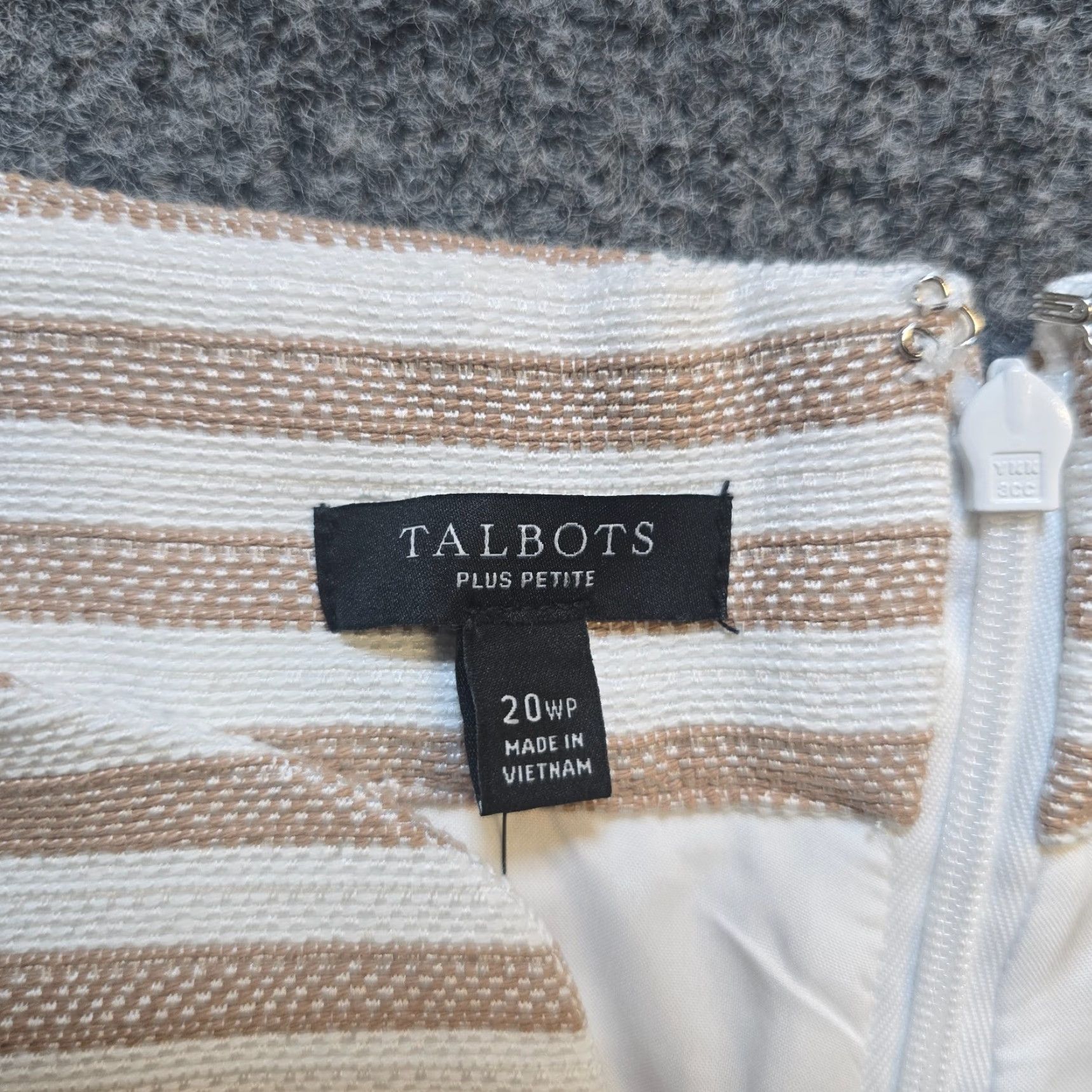 Talbots Talbots Dress Women 20W Beige White Striped Sheath V Neck Classic Career Size 3XL / US 20-22 - 4 Thumbnail