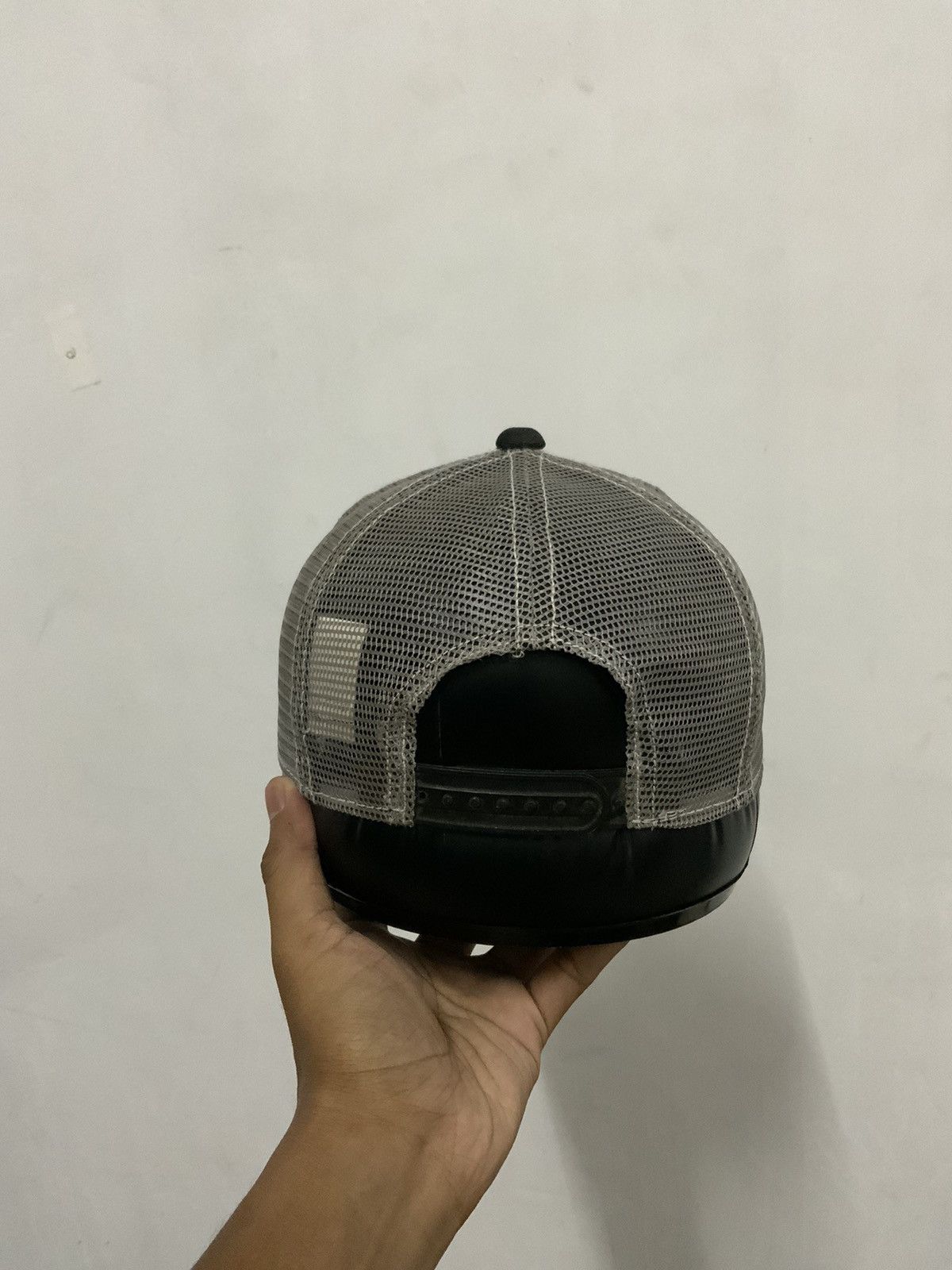 Japanese Brand Blue Cross Skull Trucker Hat Size ONE SIZE - 4 Thumbnail
