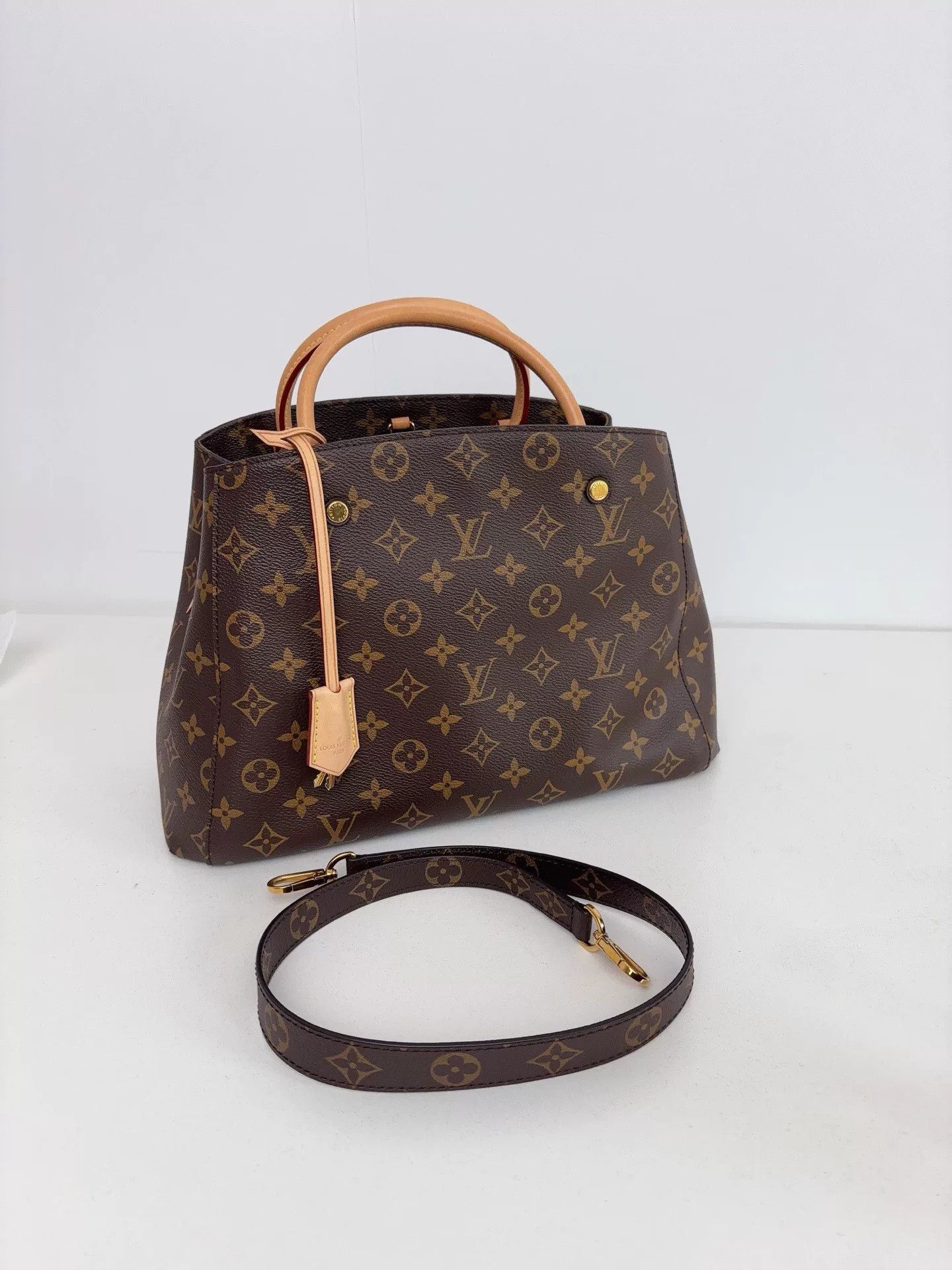 Louis Vuitton Pre-loved Bag Very good condition Size ONE SIZE - 1 Thumbnail