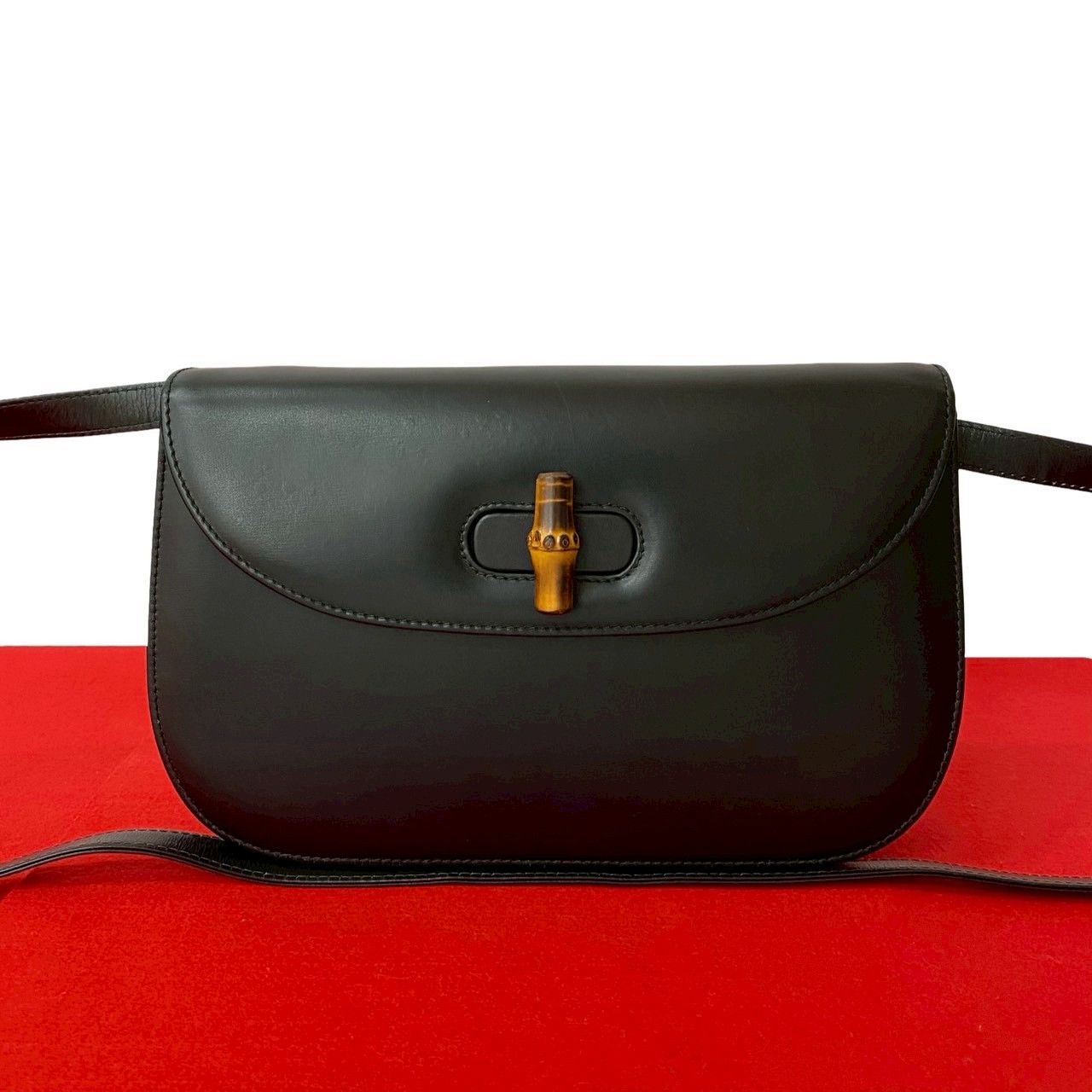 Gucci Gucci Bamboo Leather Shoulder Bag Leather Shoulder Bag in Black, Women's
