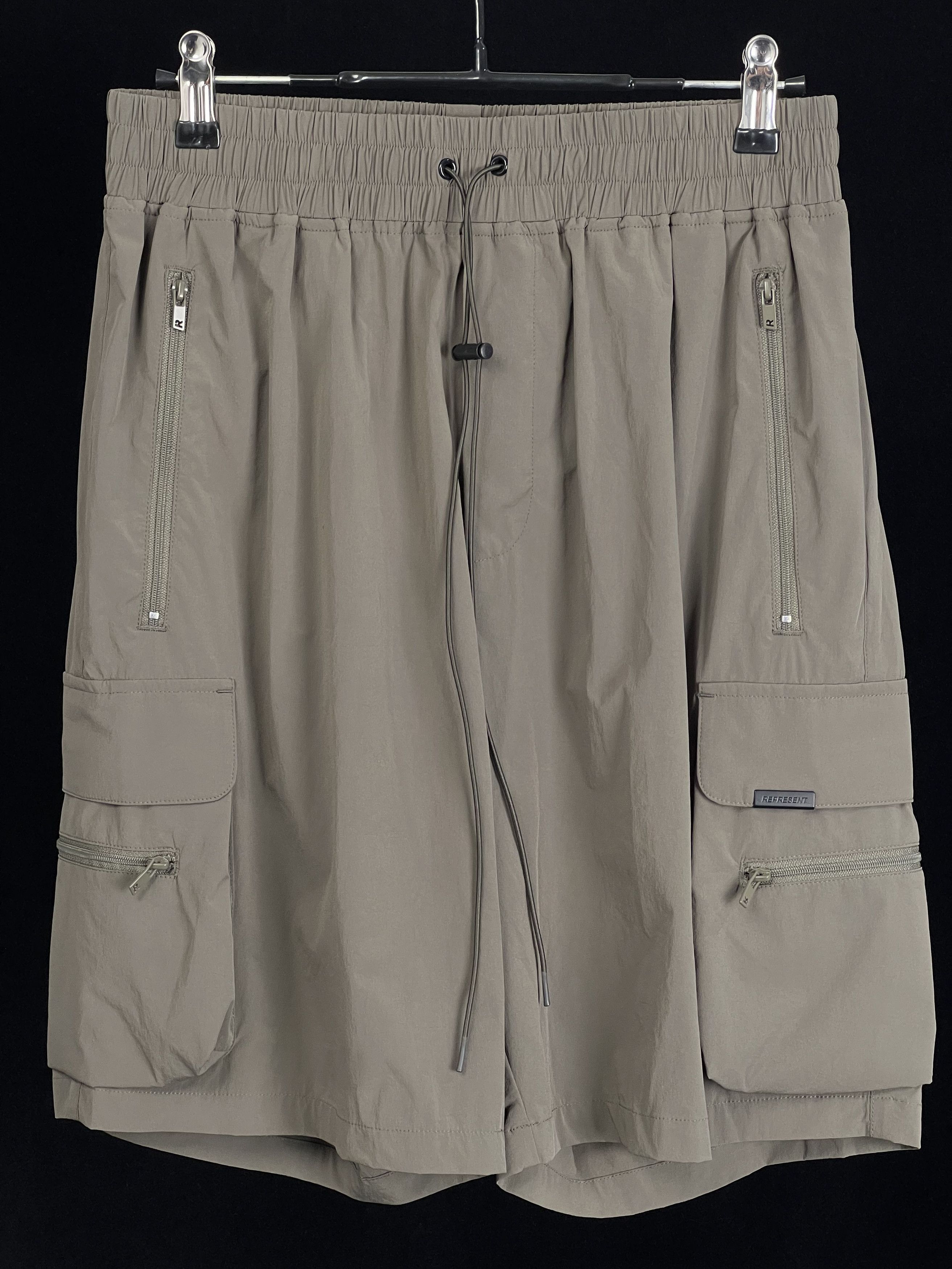 Represent Clo. 247 Cargo Bermuda Shorts Size M Size US 32 / EU 48 - 4 Thumbnail