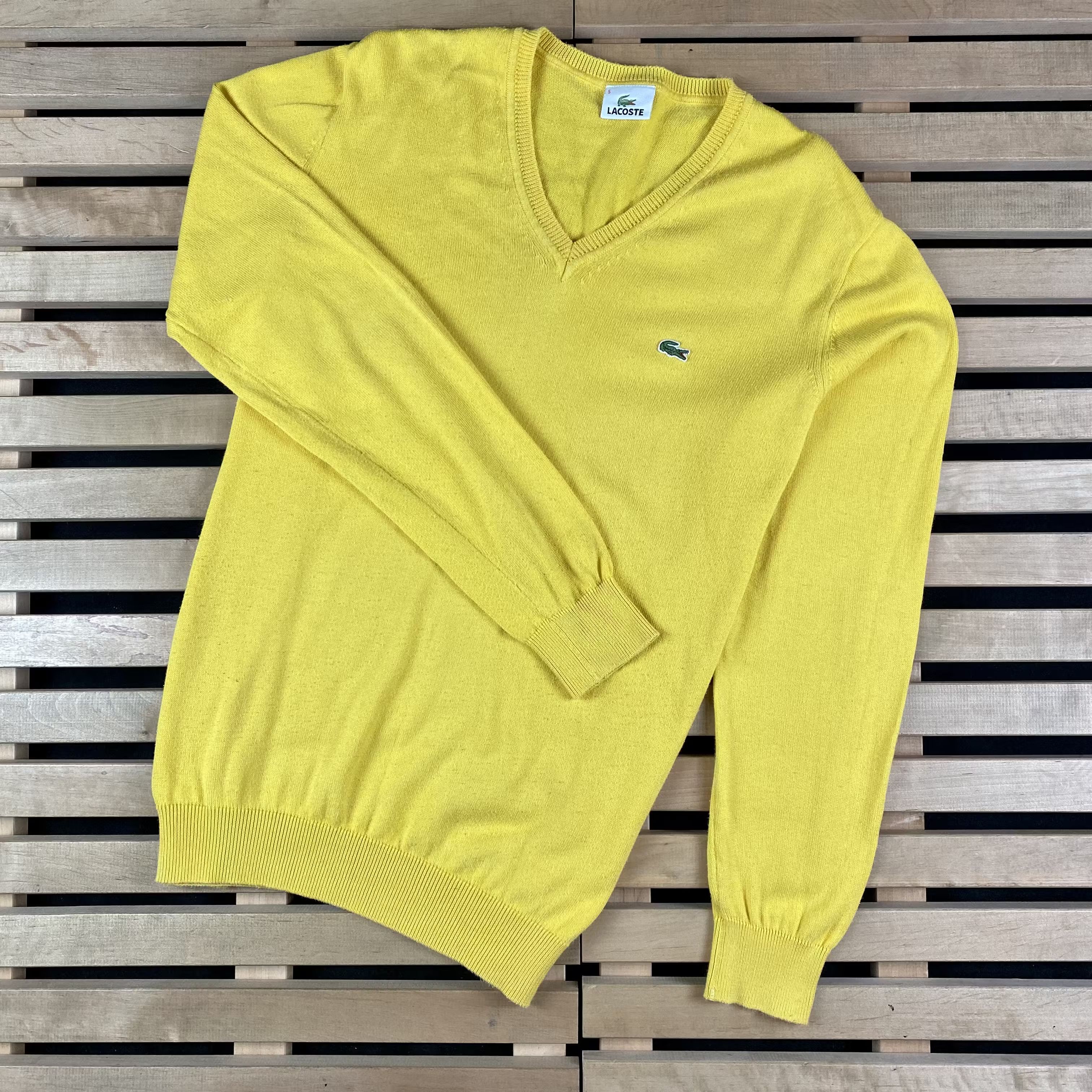 Lacoste × Vintage Mens Jumper V Neck Lacoste Vintage Size 5 Size US L / EU 52-54 / 3 - 1 Thumbnail