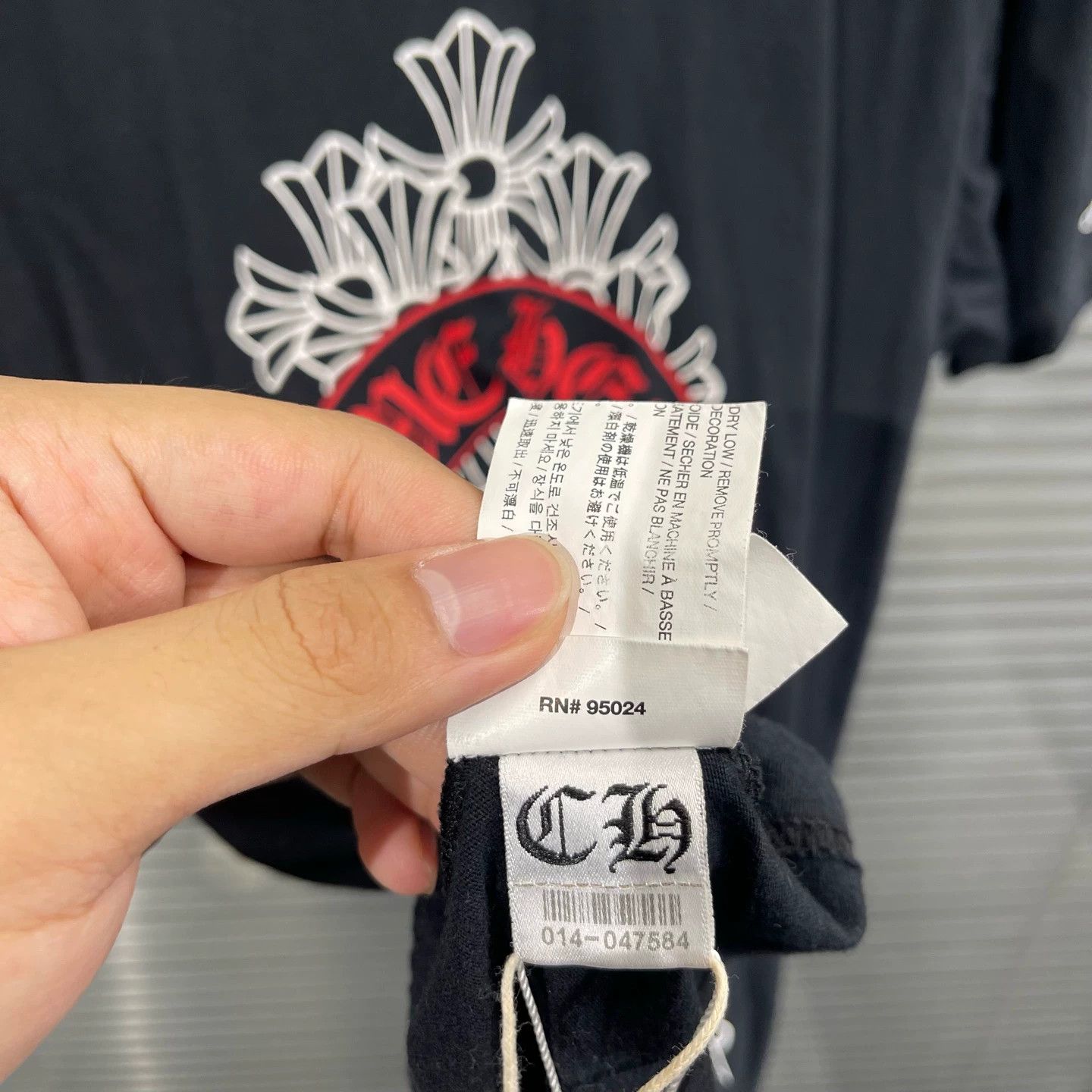 Chrome Hearts CH Phantom Cross Red Horseshoe SS L 99 New Size US L / EU 52-54 / 3 - 8 Thumbnail