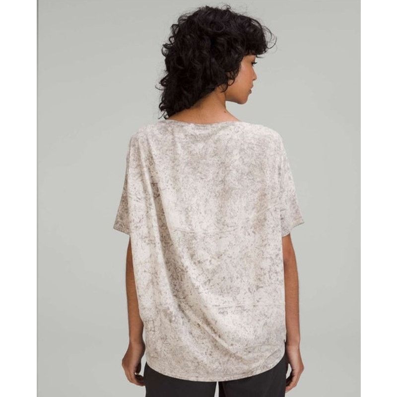 Lululemon Lululemon Back In Action Vitasea Tee White Opal M Size M / US 6-8 / IT 42-44 - 4 Thumbnail