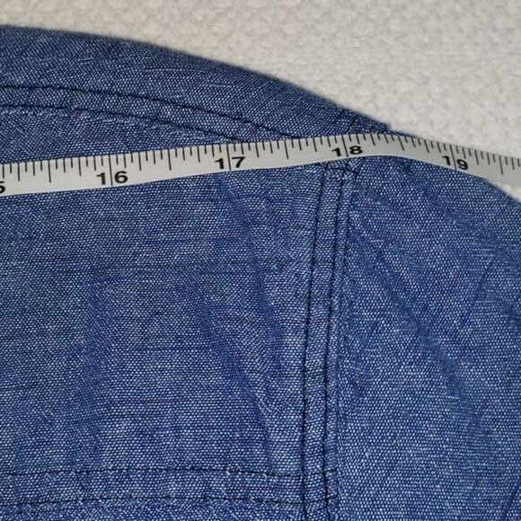 Ocean Current Ocean Current Full Button Down Sz. XL Blouse w Possible Roll Size US XL / EU 56 / 4 - 12 Thumbnail