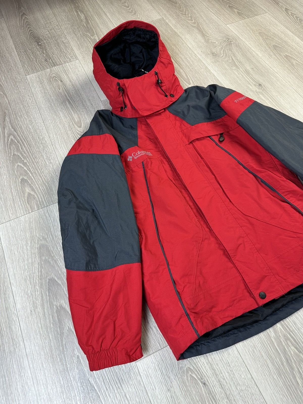 Columbia × Vintage Vintage Columbia Titanium Zipper Ups Rain Jacket Size US S / EU 44-46 / 1 - 5 Thumbnail