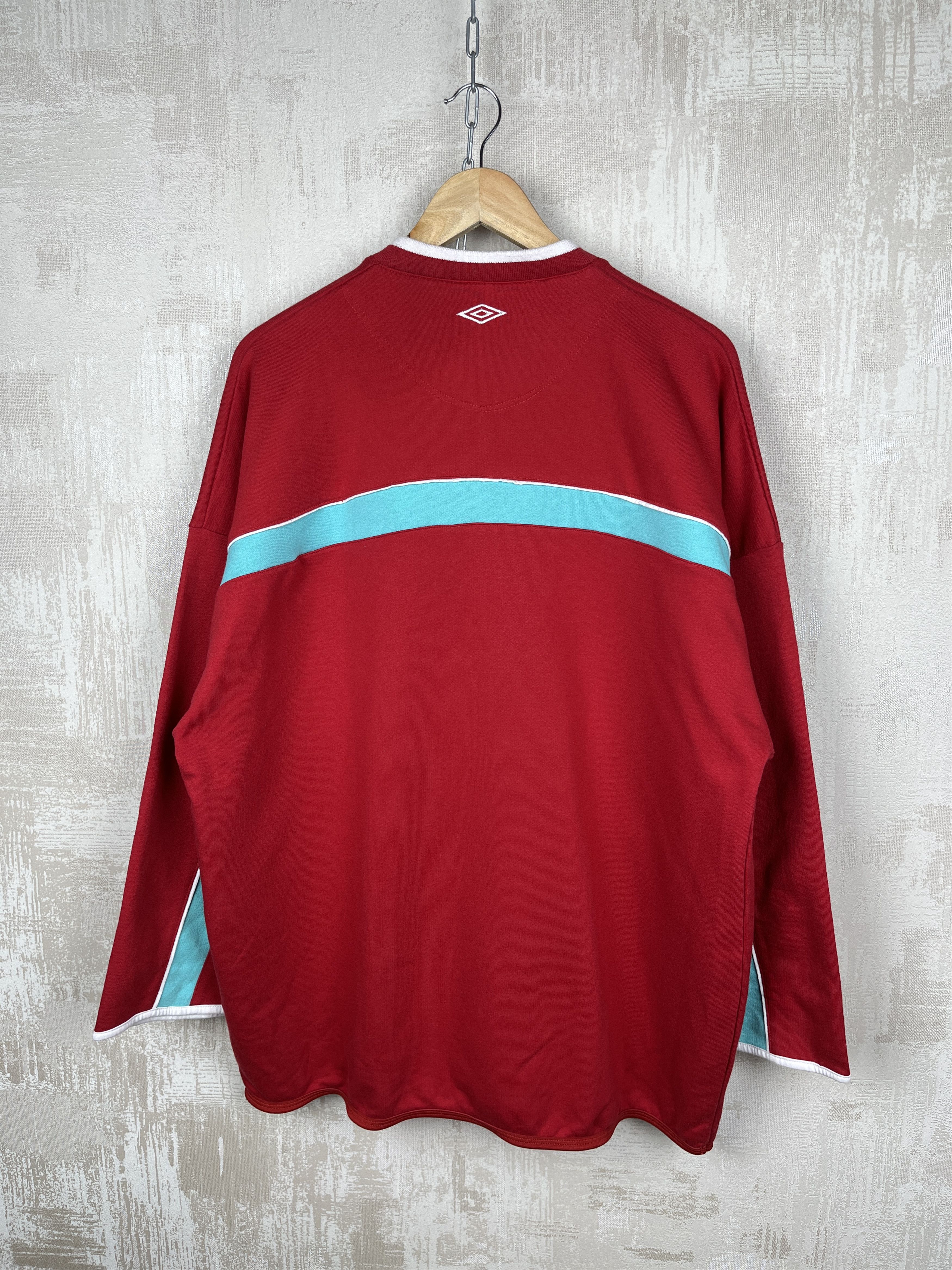 Umbro Vintage Umbro 90's V-neck Sweatshirt Size US L / EU 52-54 / 3 - 13 Thumbnail