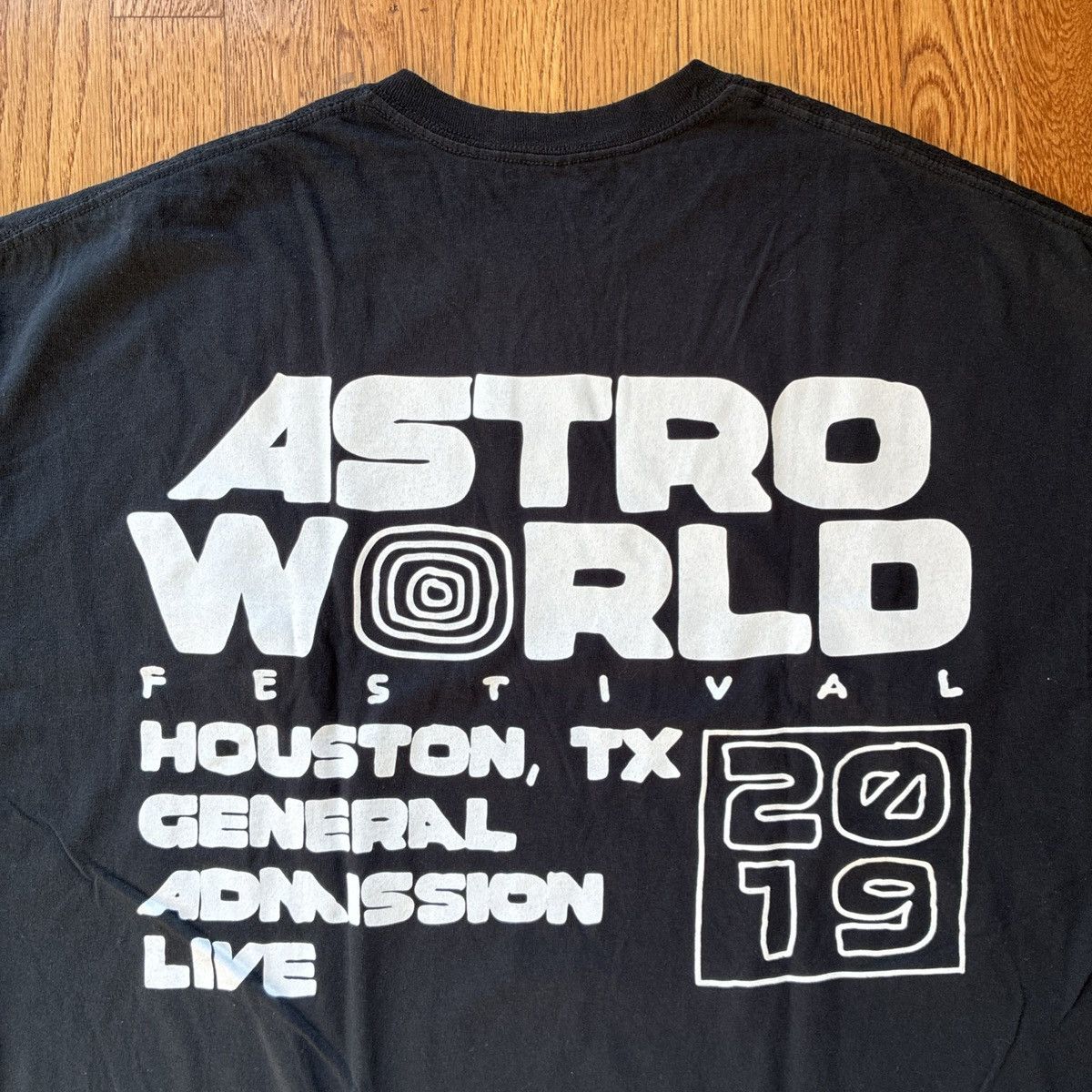 Travis Scott XL Travis Scott Astroworld Houston 2019 Staff Tee Black New Size US XL / EU 56 / 4 - 6 Thumbnail