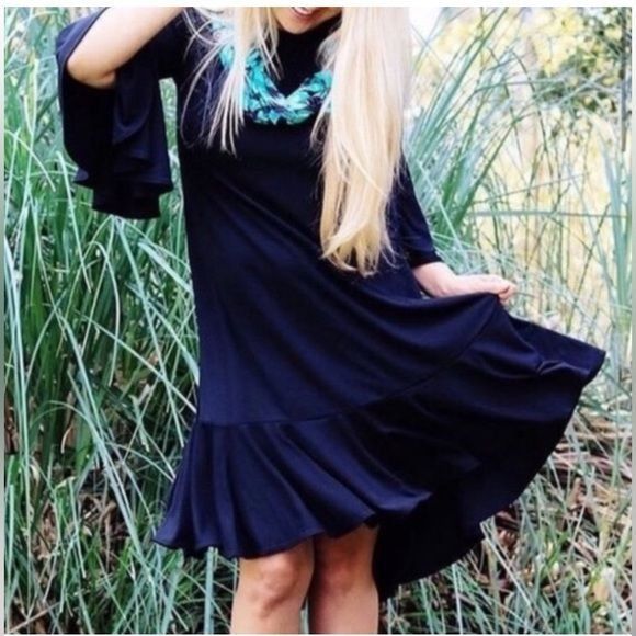Vintage LuLaRoe L MAURINE Black Dress Flared Sleeves Stretch Hi Low Size L / US 10 / IT 46 - 7 Thumbnail