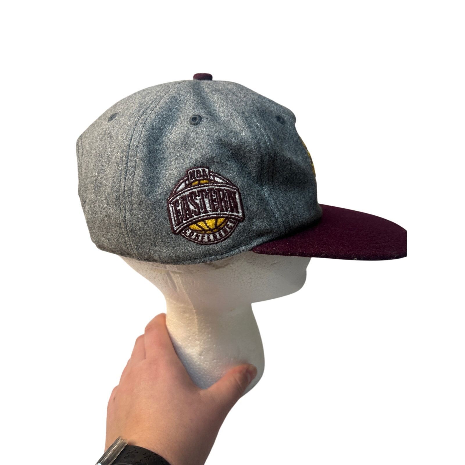 47 Brand Cleveland Cavaliers Gray SnapBack Hat Logo Hardwood Classics Size ONE SIZE - 4 Thumbnail