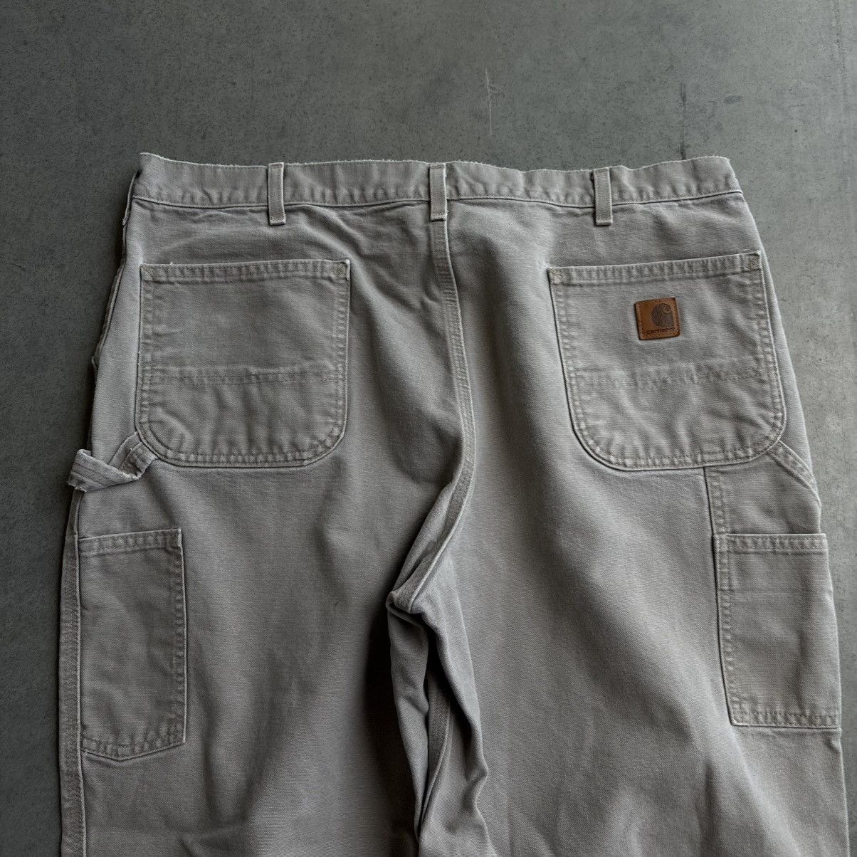 Carhartt × Vintage Vintage 40x30 Carhartt Carpenter Pants Beige Workwear Baggy Size US 40 / EU 56 - 8 Thumbnail