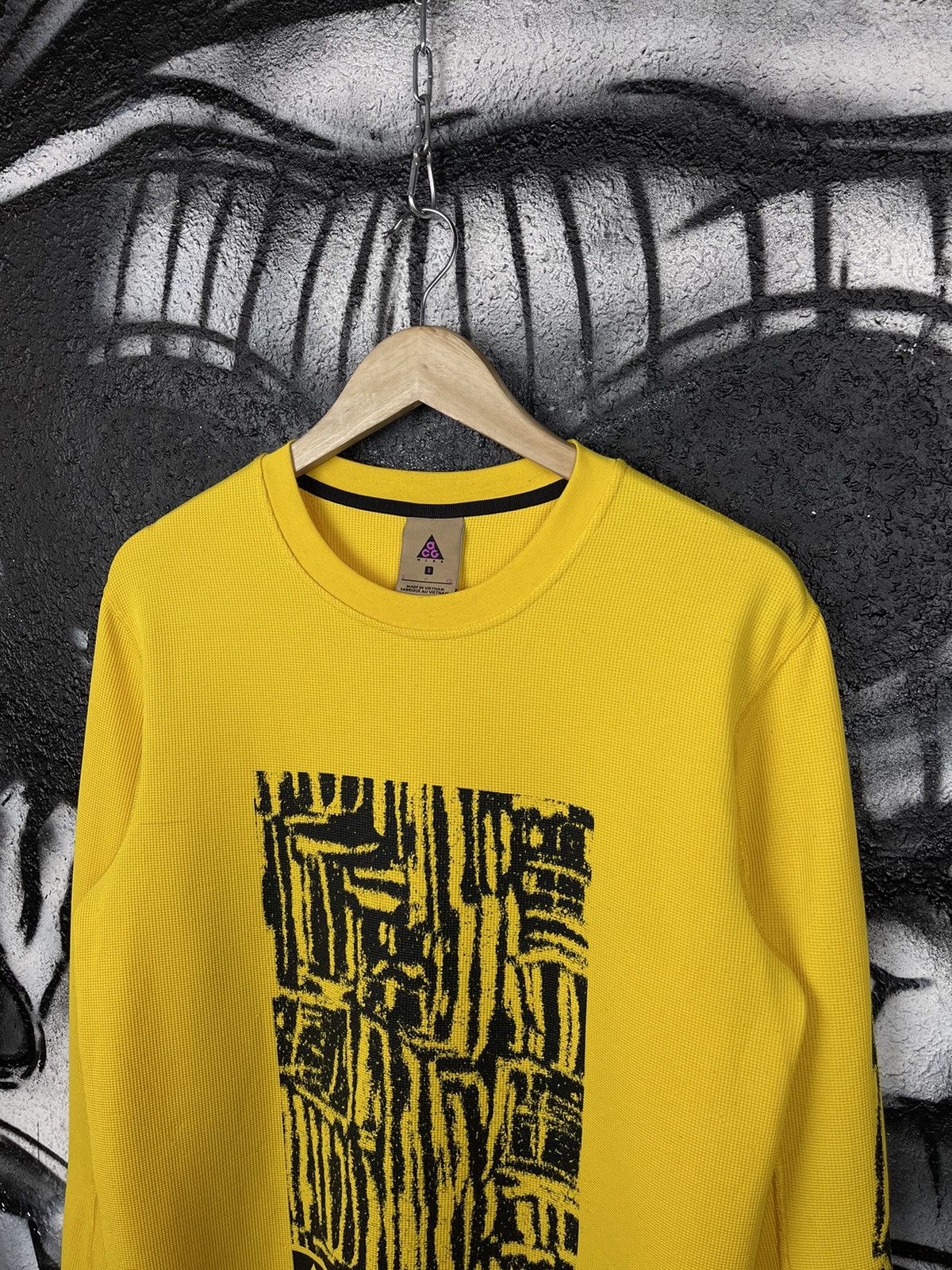 Nike ACG Nike ACG Graphic Print Yellow Waffle Long Sleeve T-Shirt Men’s Size Small Size US S / EU 44-46 / 1 - 3 Thumbnail