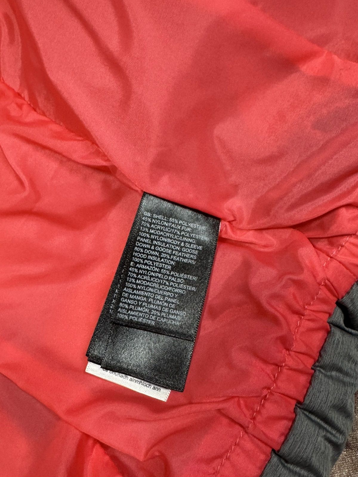 The North Face THE NORTH FACE 550 DOWN JACKET PUFFER WOMANS Y2K STREETWEAR Size XS / US 0-2 / IT 36-38 - 8 Thumbnail