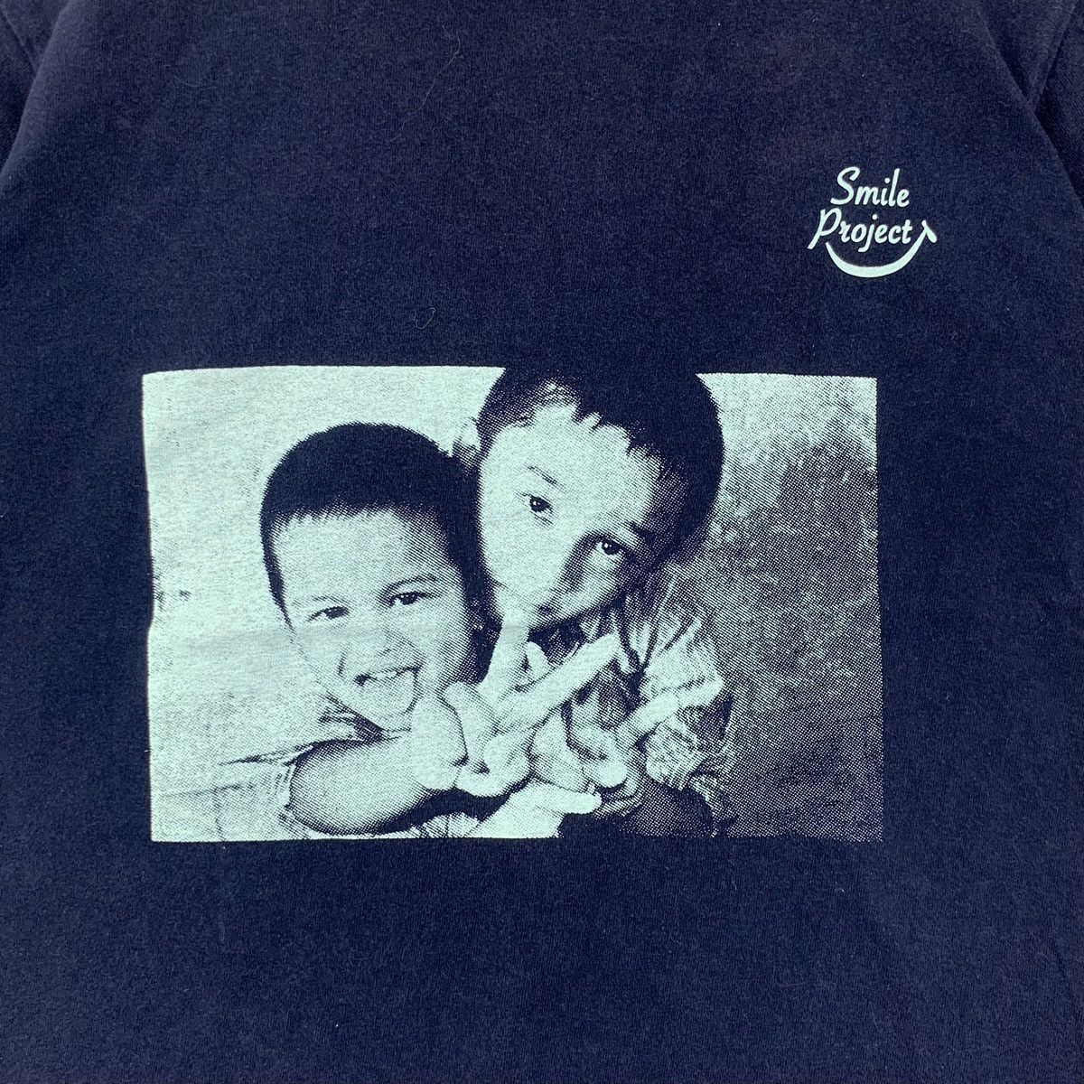 Vintage PHOTOFOLIO SMILE PROJECT All Over The World Tee Shirt Size S / US 4 / IT 40 - 3 Thumbnail