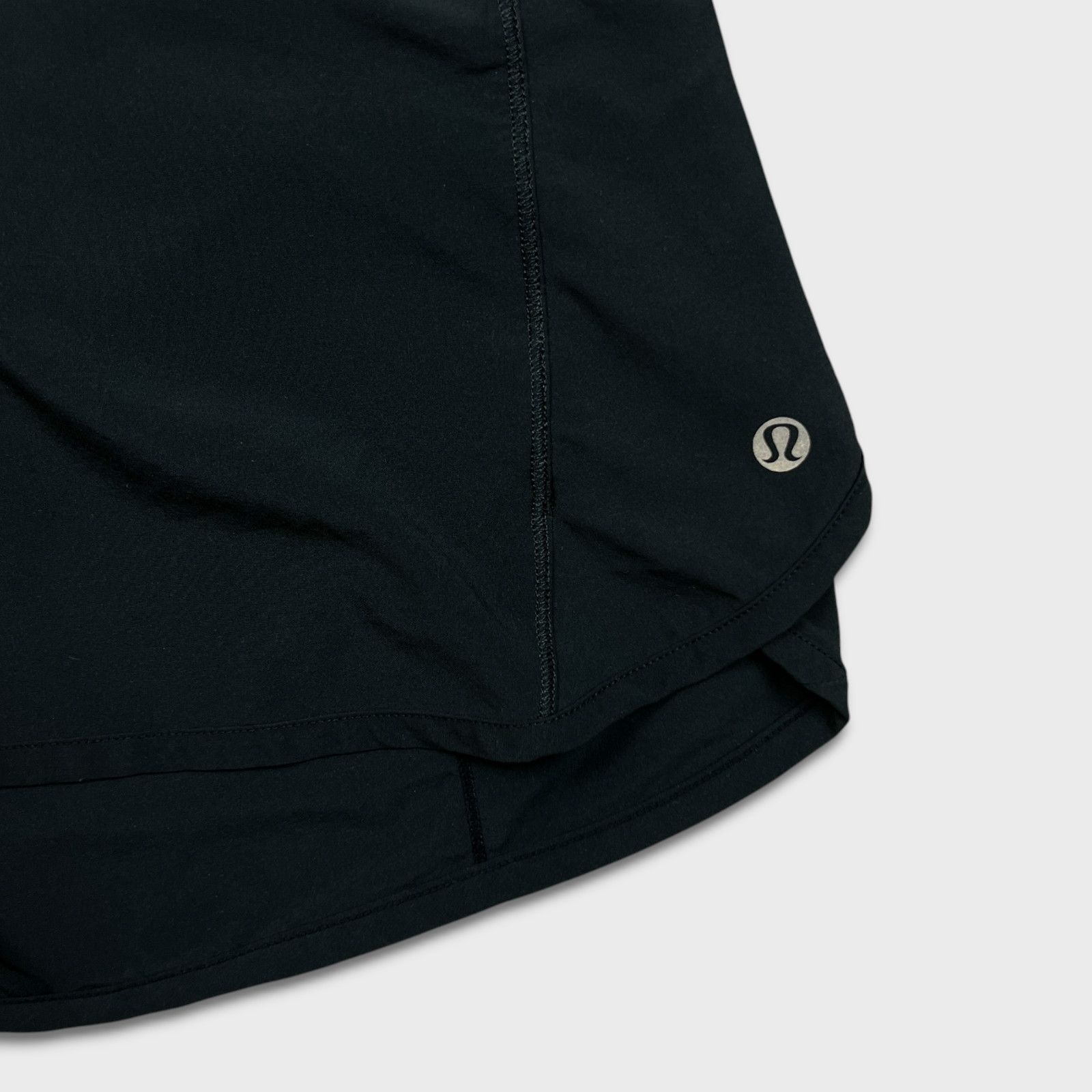 Lululemon Lululemon Groovy Run Shorts sz 6 Athletic Yoga Running Gym Size 28" / US 6 / IT 42 - 3 Thumbnail