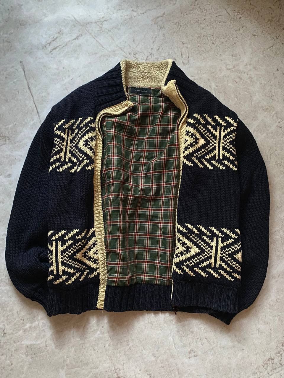 Tommy Hilfiger × Vintage Vintage Tommy Hilfiger Navajo Aztec Knit Zip Up Jacket Y2K Size US XL / EU 56 / 4 - 2 Thumbnail