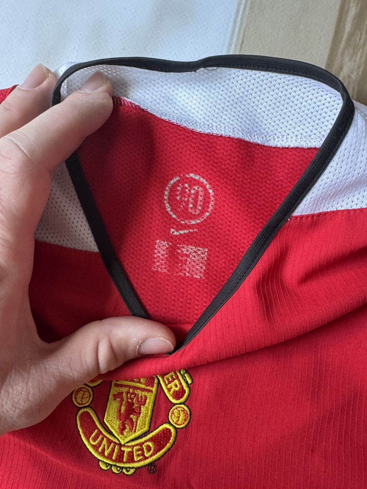 Nike Vintage Nike Manchester United 2004/06 Home Jersey Vodafone Size US L / EU 52-54 / 3 - 4 Thumbnail