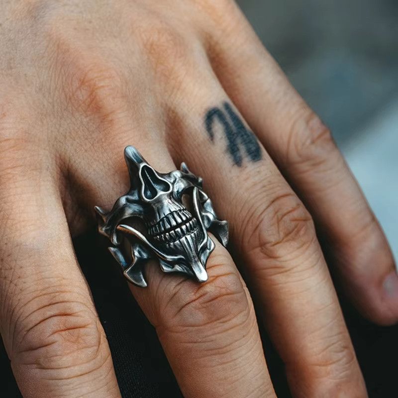 Jewelry Retro Silver Black Skull Rings Sophisticated Size ONE SIZE - 1 Thumbnail