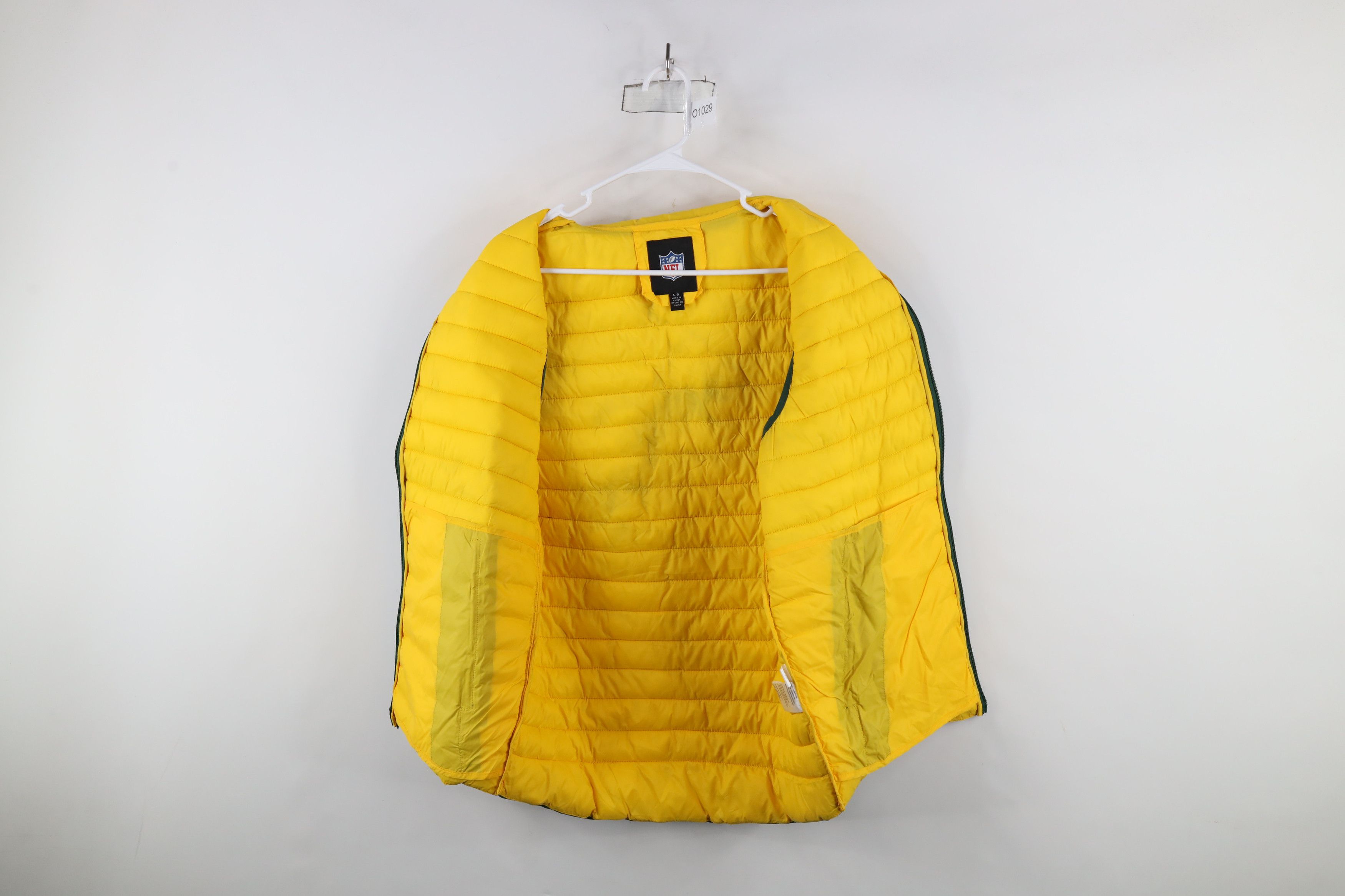 Vintage New Green Bay Packers Football Puffer Vest Jacket Green Size US L / EU 52-54 / 3 - 7 Thumbnail