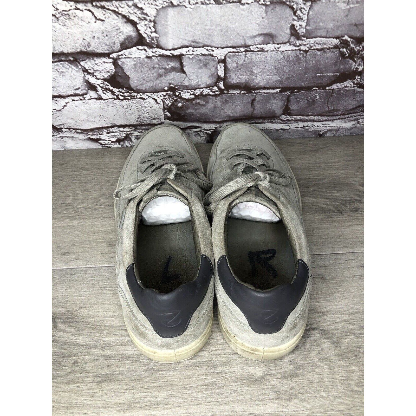 Ecco ECCO Grey Suede Leather Lace Up Comfort Casual Sneakers Shoe Size US 10 / EU 43 - 21 Thumbnail
