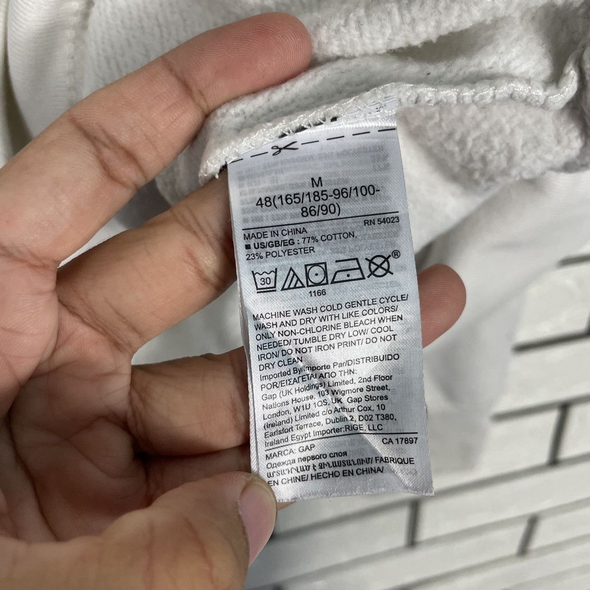 Gap Gap Big Logo White Sweatshirt Size US M / EU 48-50 / 2 - 12 Thumbnail