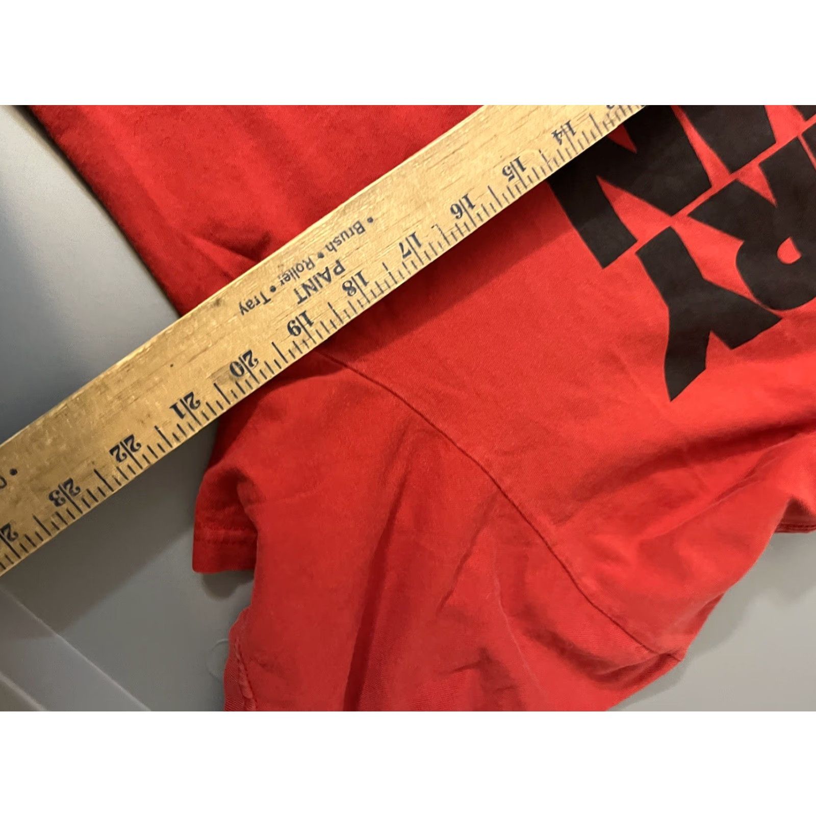 Nike Nike Tee Adult Large Red Short Sleeve Crewneck T-shirt Logo Size US L / EU 52-54 / 3 - 5 Thumbnail