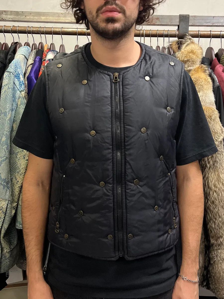 Moschino 1990s Moschino Black Studded Puffer Vest Size US S / EU 44-46 / 1 - 2 Thumbnail