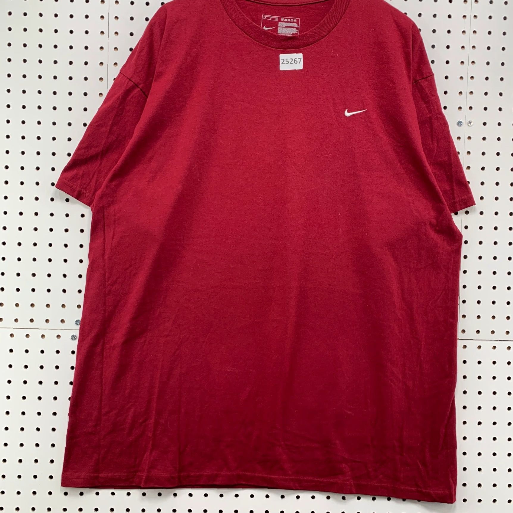 Nike VINTAGE Nike Shirt Crimson Red White Embroidered Swoosh Mens XL 26x32.5 Size US XL / EU 56 / 4 - 6 Thumbnail