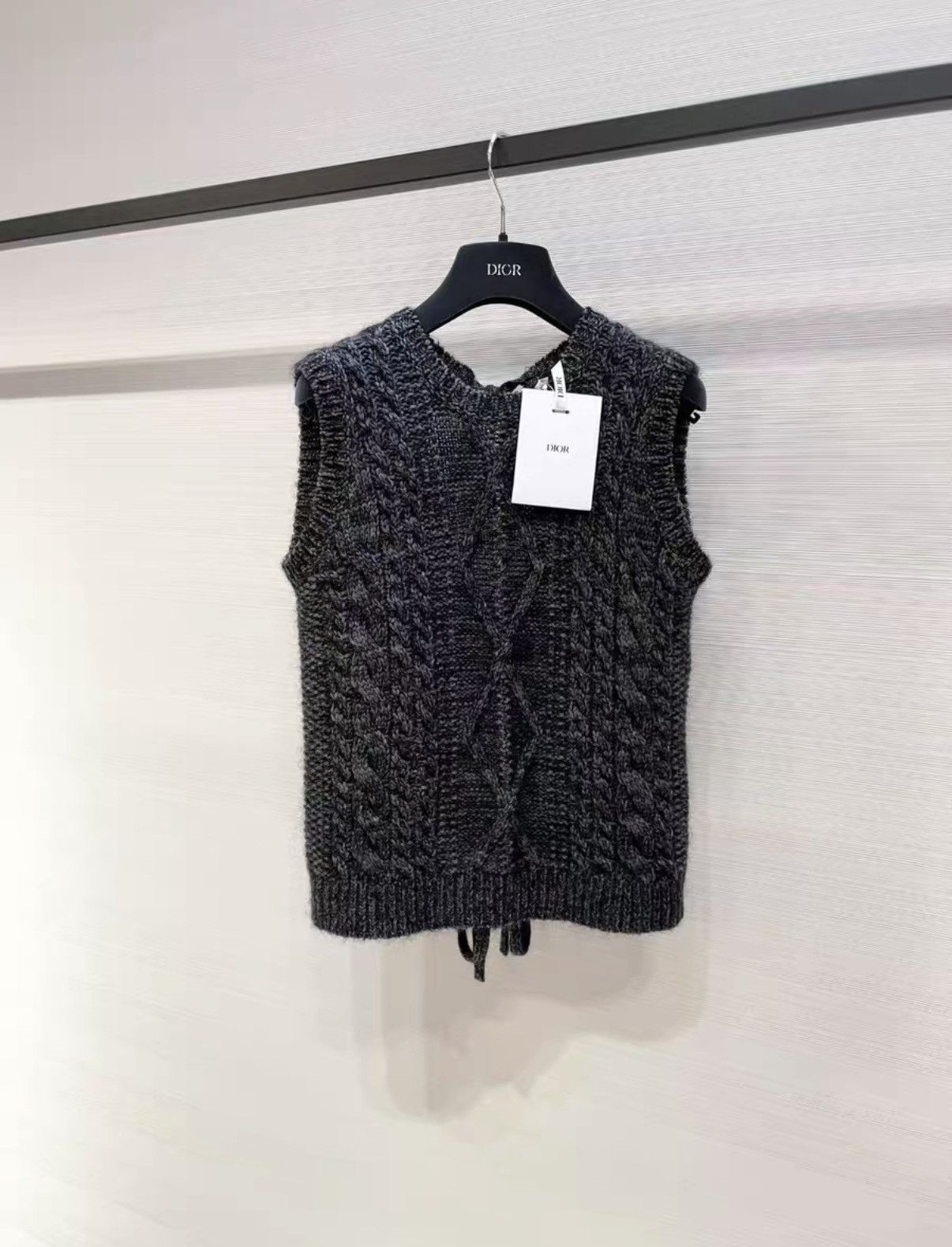 Dior Dior Classic Dark Heather Grey Cashmere Vest Tie waist J33 Size XS / US 0-2 / IT 36-38 - 1 Thumbnail