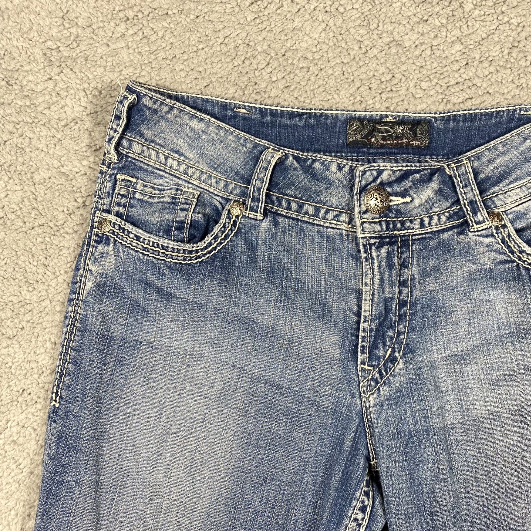 Silver Jeans Co. Silver SUKI SURPLUS Capri Jeans Womens Flap Pocket Thick Stitch Blue 29x20 Pockets Medium Wash US Made Size 29" - 2 Thumbnail