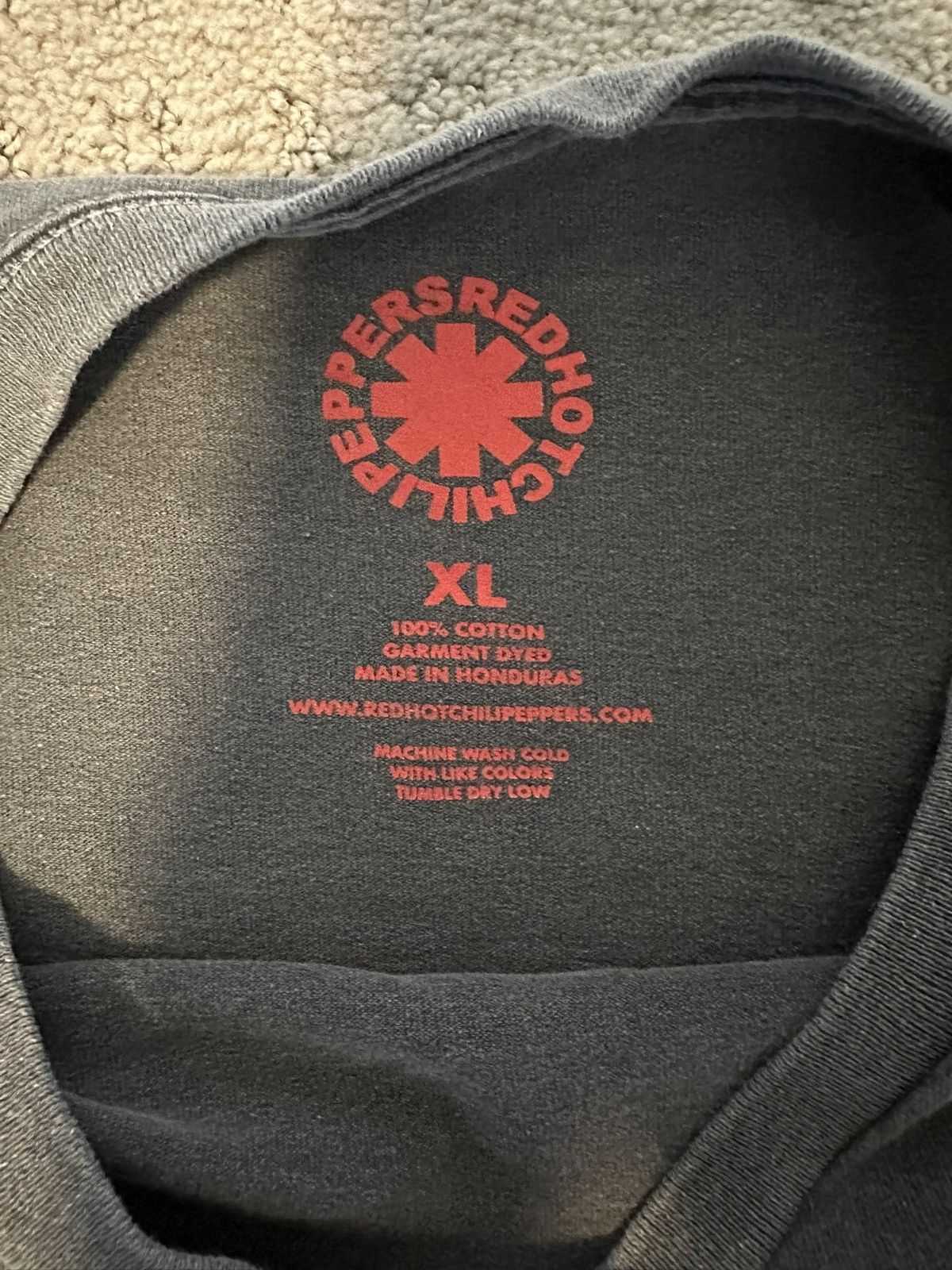 Designer Red Hot Chili Peppers tour merch Size US XL / EU 56 / 4 - 2 Thumbnail