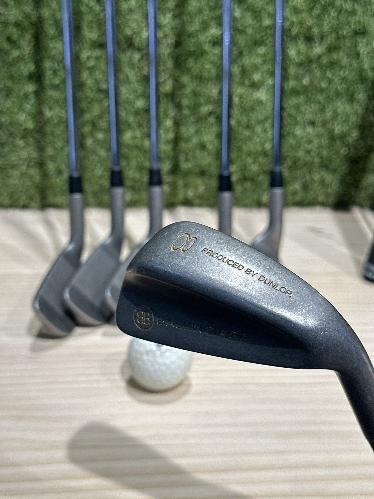 Balenciaga Ultra Rare Balenciaga x Dunlop Golf Irons Size ONE SIZE - 5 Thumbnail